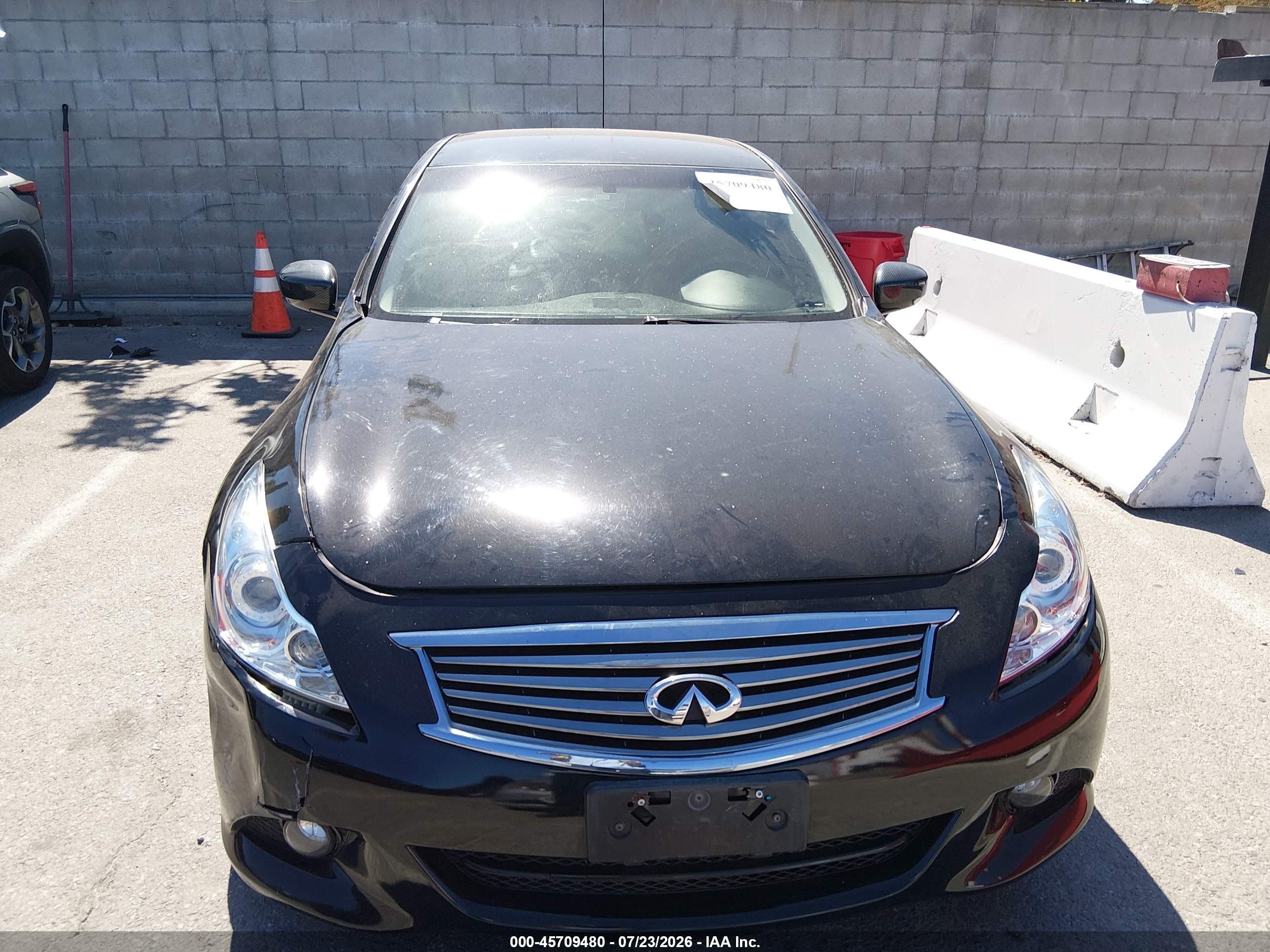 2011 Infiniti G25   Черный vin: JN1DV6AP5BM600433
