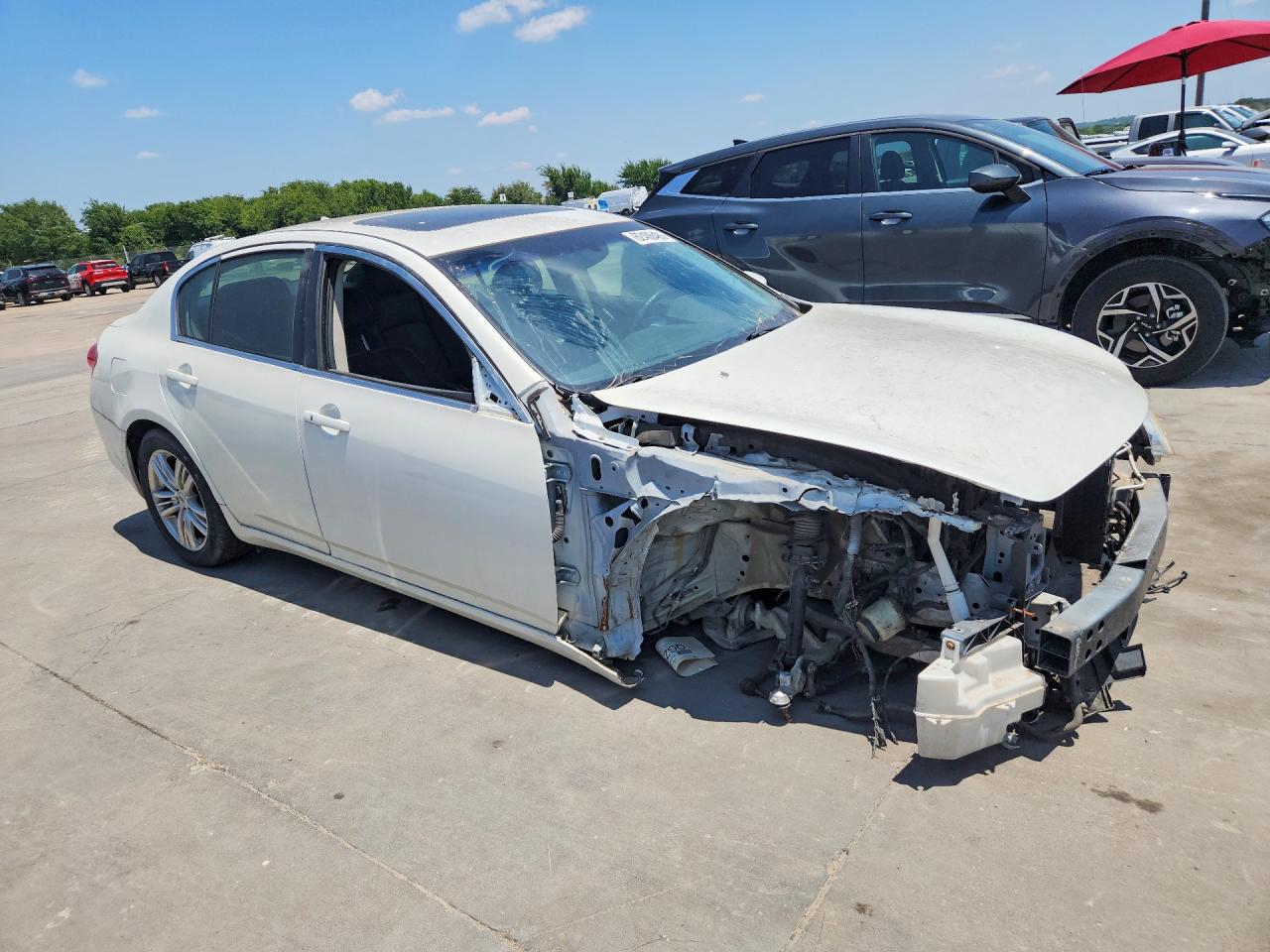 2012 Infiniti G25 Sedan Base White vin: JN1DV6AP7CM700843