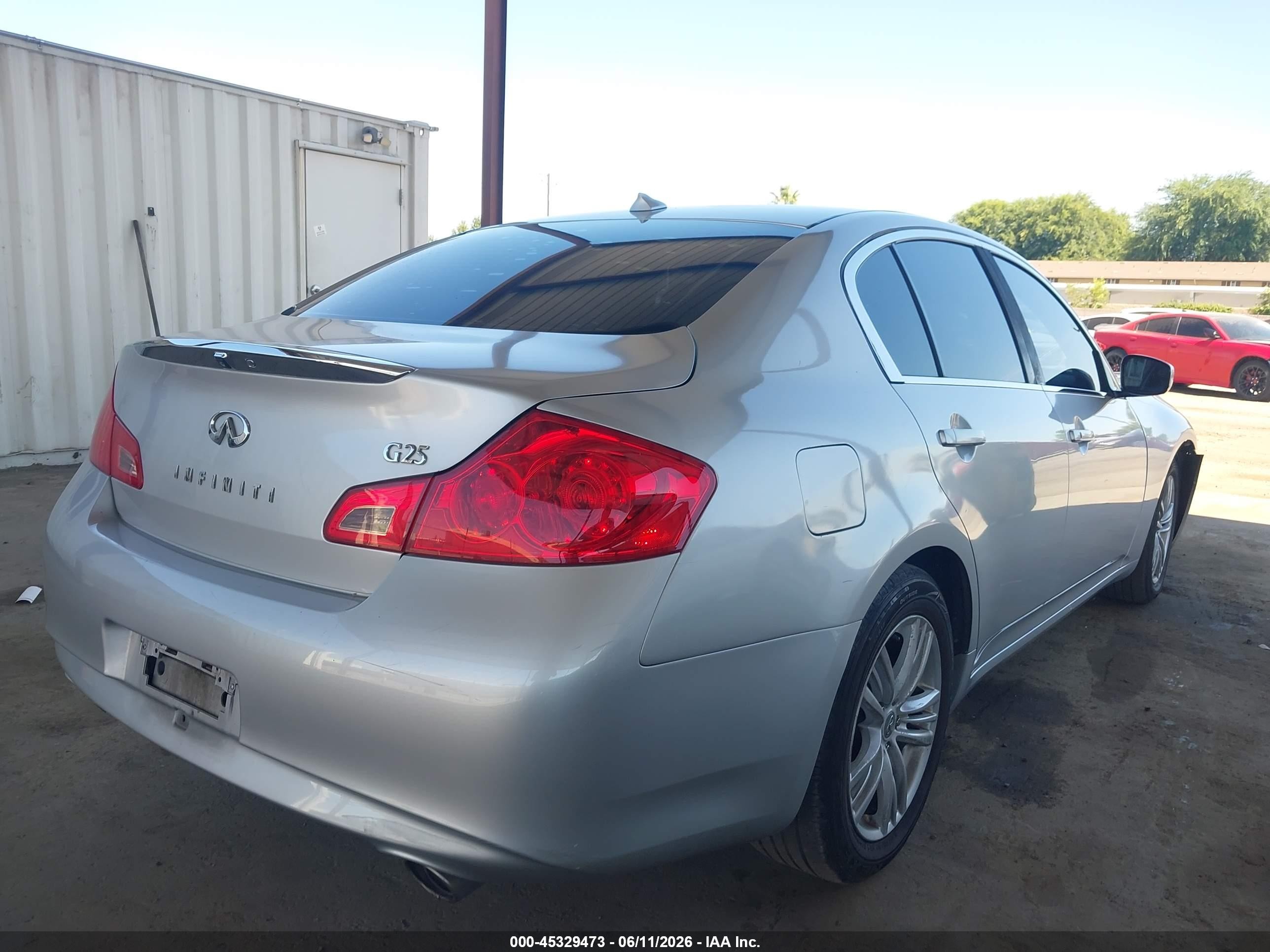 2011 Infiniti G25 Journey Silver vin: JN1DV6AP9BM600094