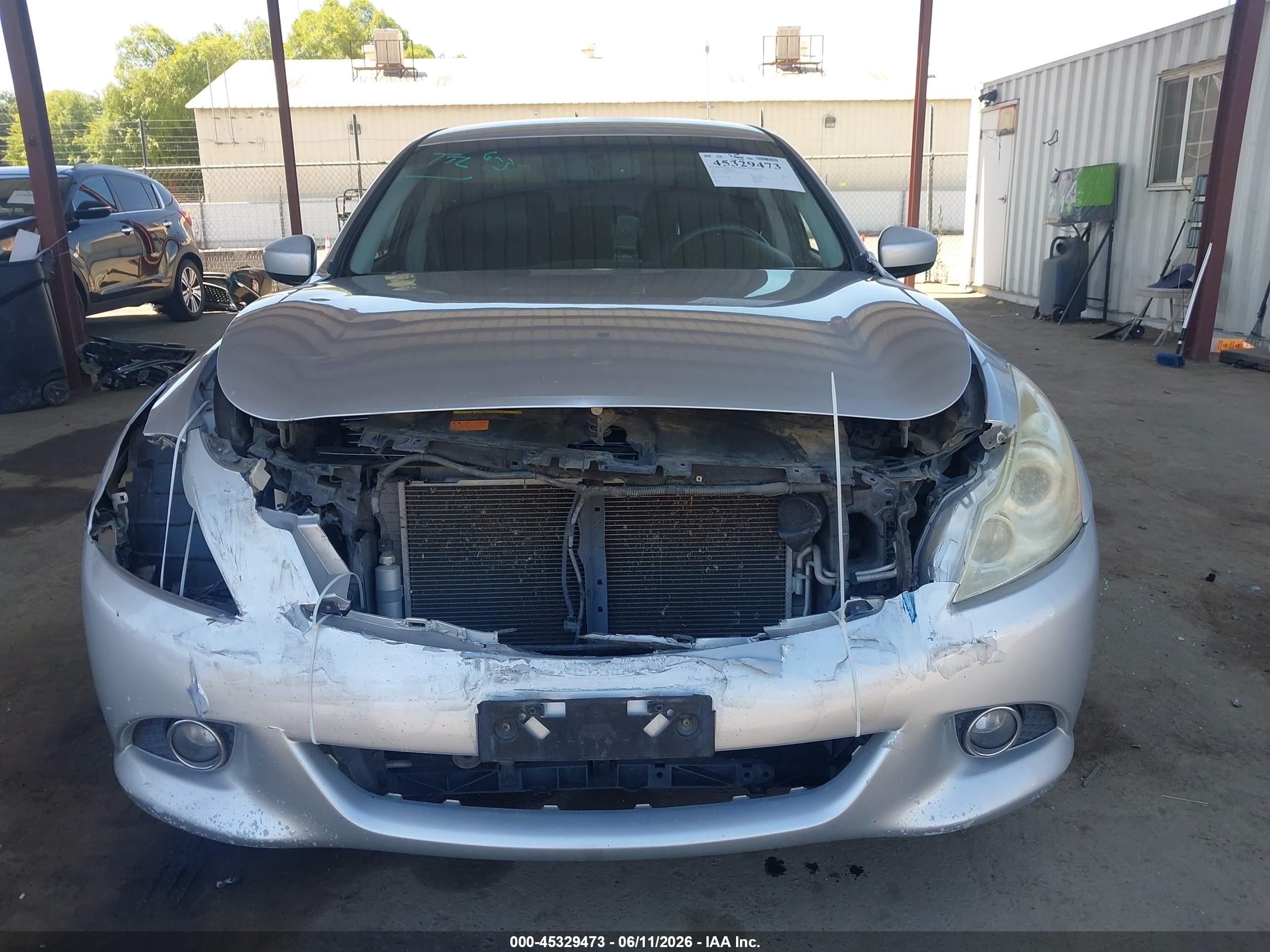 2011 Infiniti G25 Journey Silver vin: JN1DV6AP9BM600094