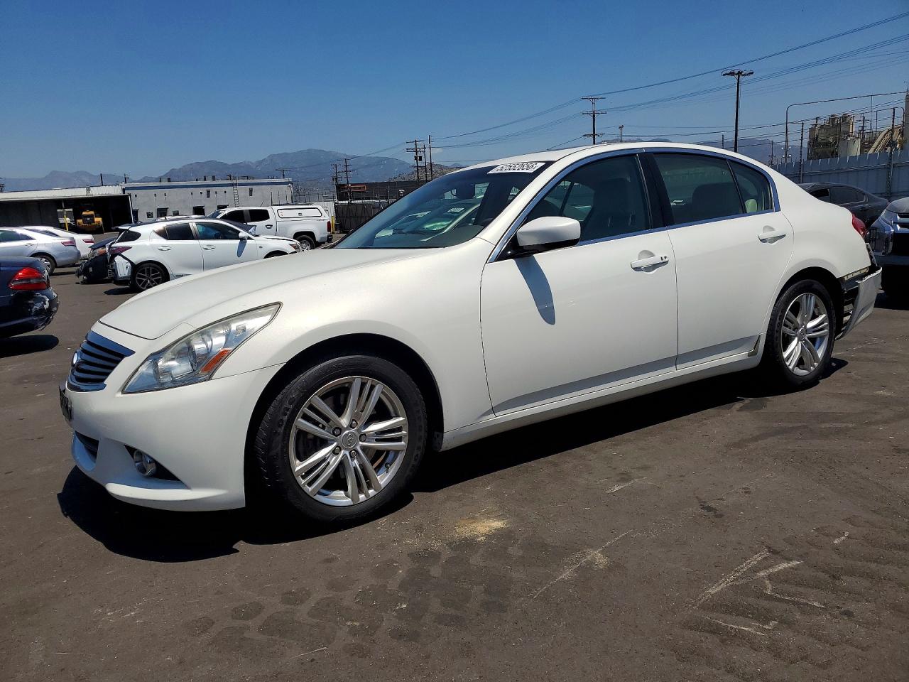 2011 Infiniti G25 Sedan Base White vin: JN1DV6AP9BM601908