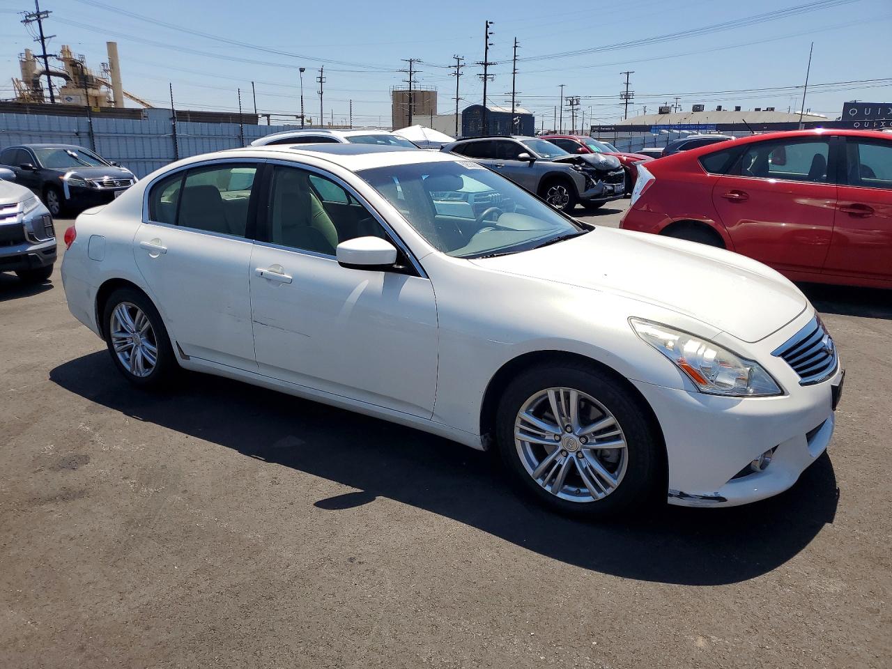 2011 Infiniti G25 Sedan Base White vin: JN1DV6AP9BM601908