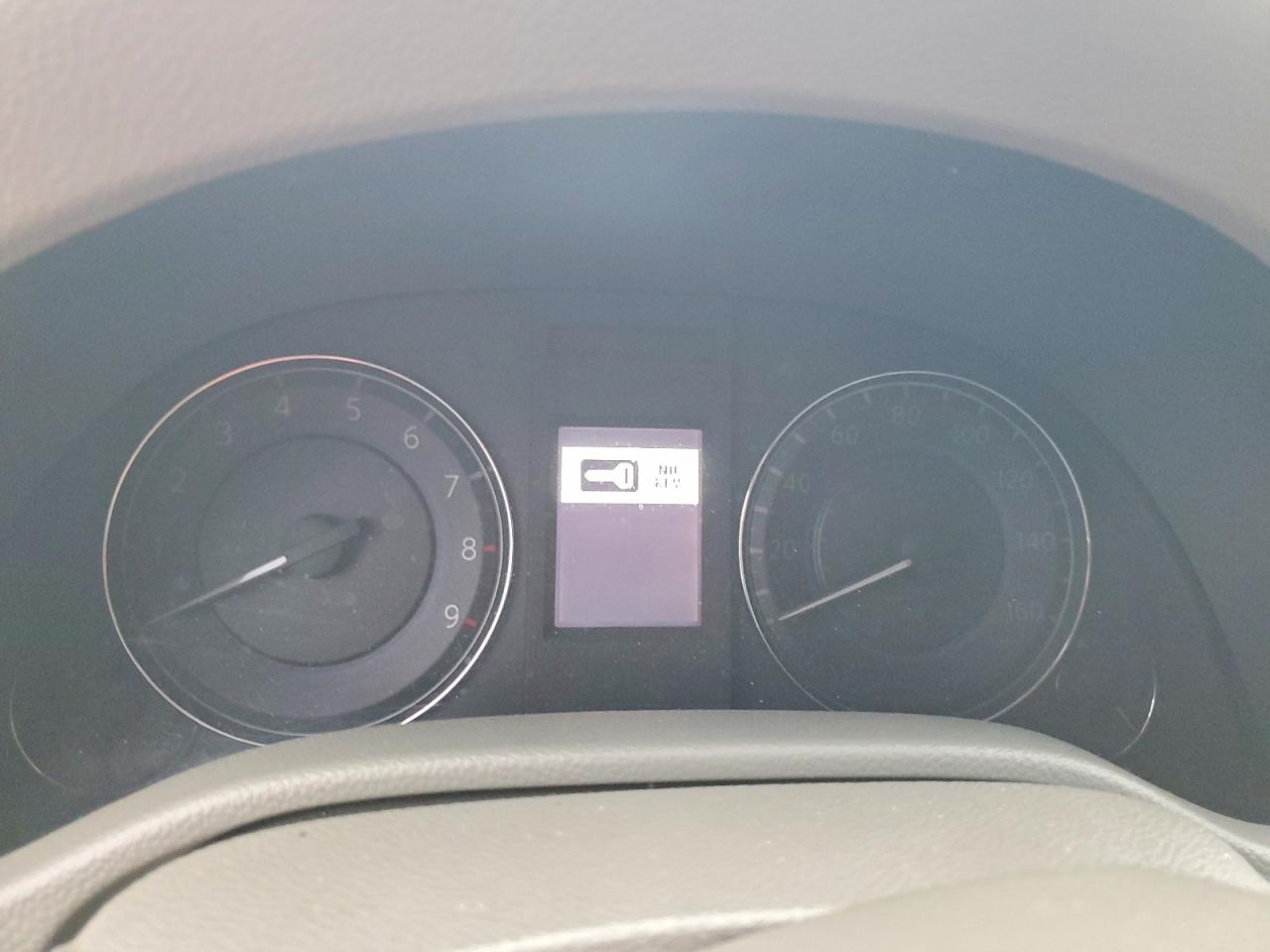 2012 Infiniti G25 Sedan Base White vin: JN1DV6APXCM810284