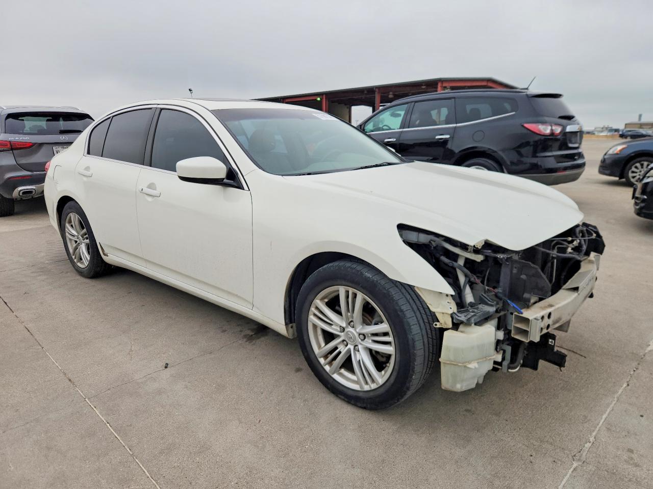2012 Infiniti G25 Sedan Base White vin: JN1DV6APXCM810284