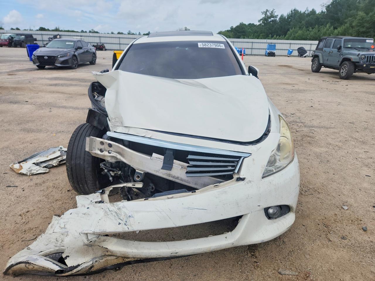 2012 Infiniti G25 Sedan Base Белый vin: JN1DV6APXCM811757