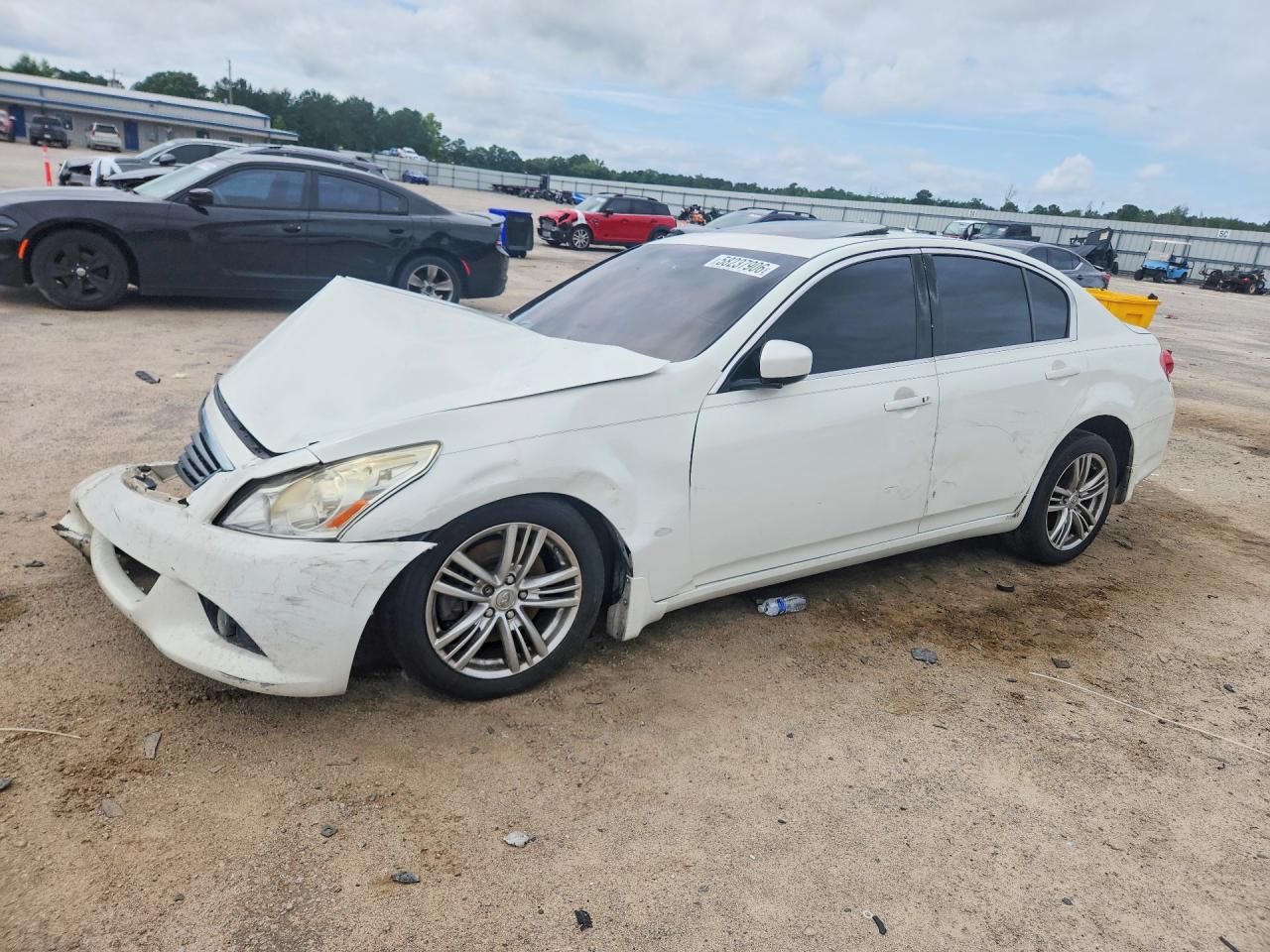 2012 Infiniti G25 Sedan Base Белый vin: JN1DV6APXCM811757