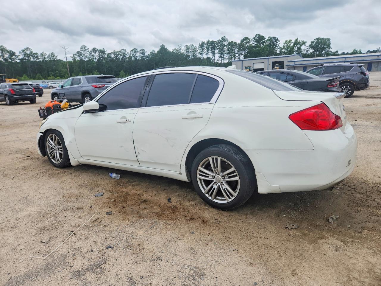 2012 Infiniti G25 Sedan Base Белый vin: JN1DV6APXCM811757