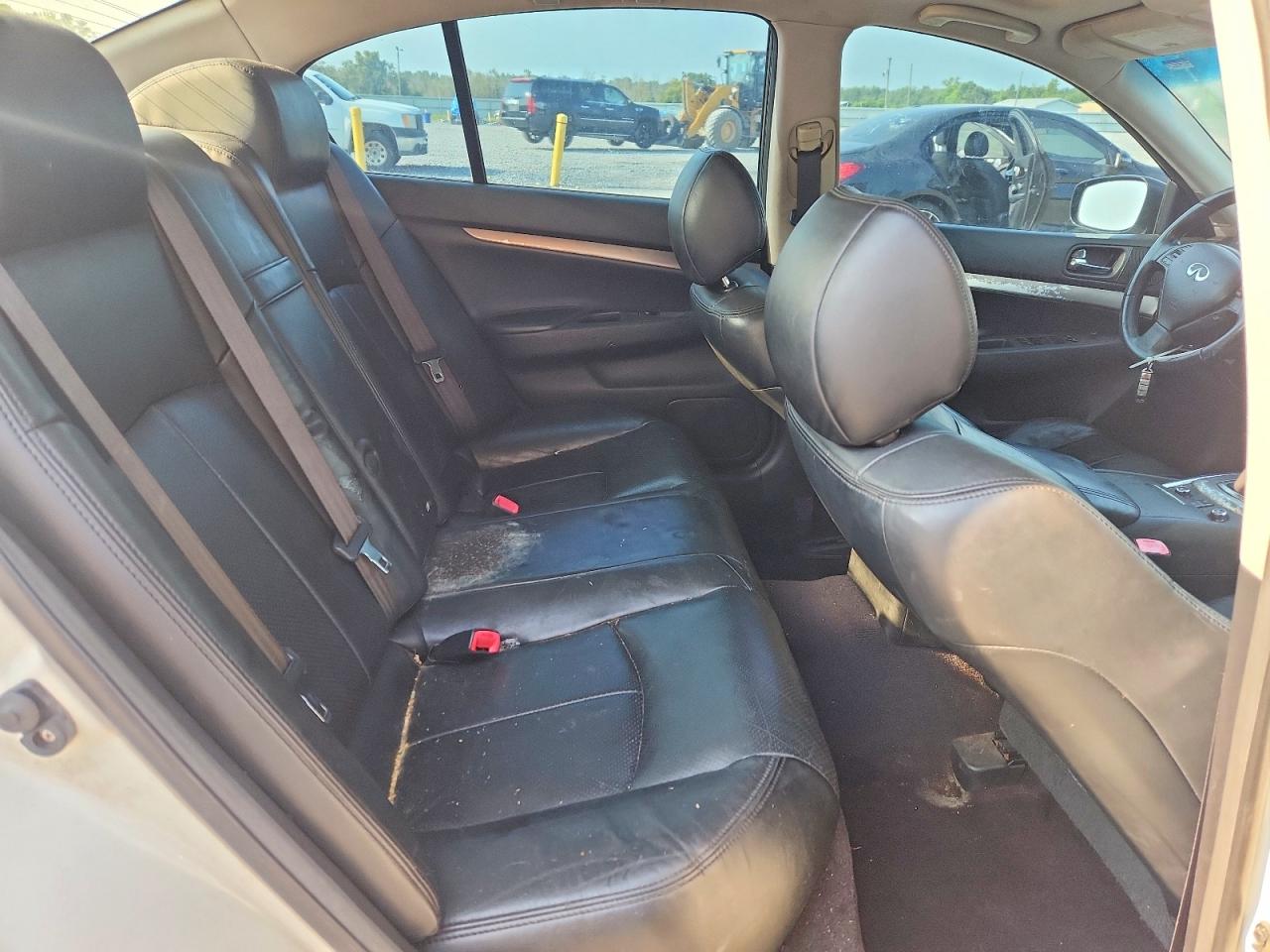 2012 Infiniti G25 Sedan X White vin: JN1DV6AR1CM731099