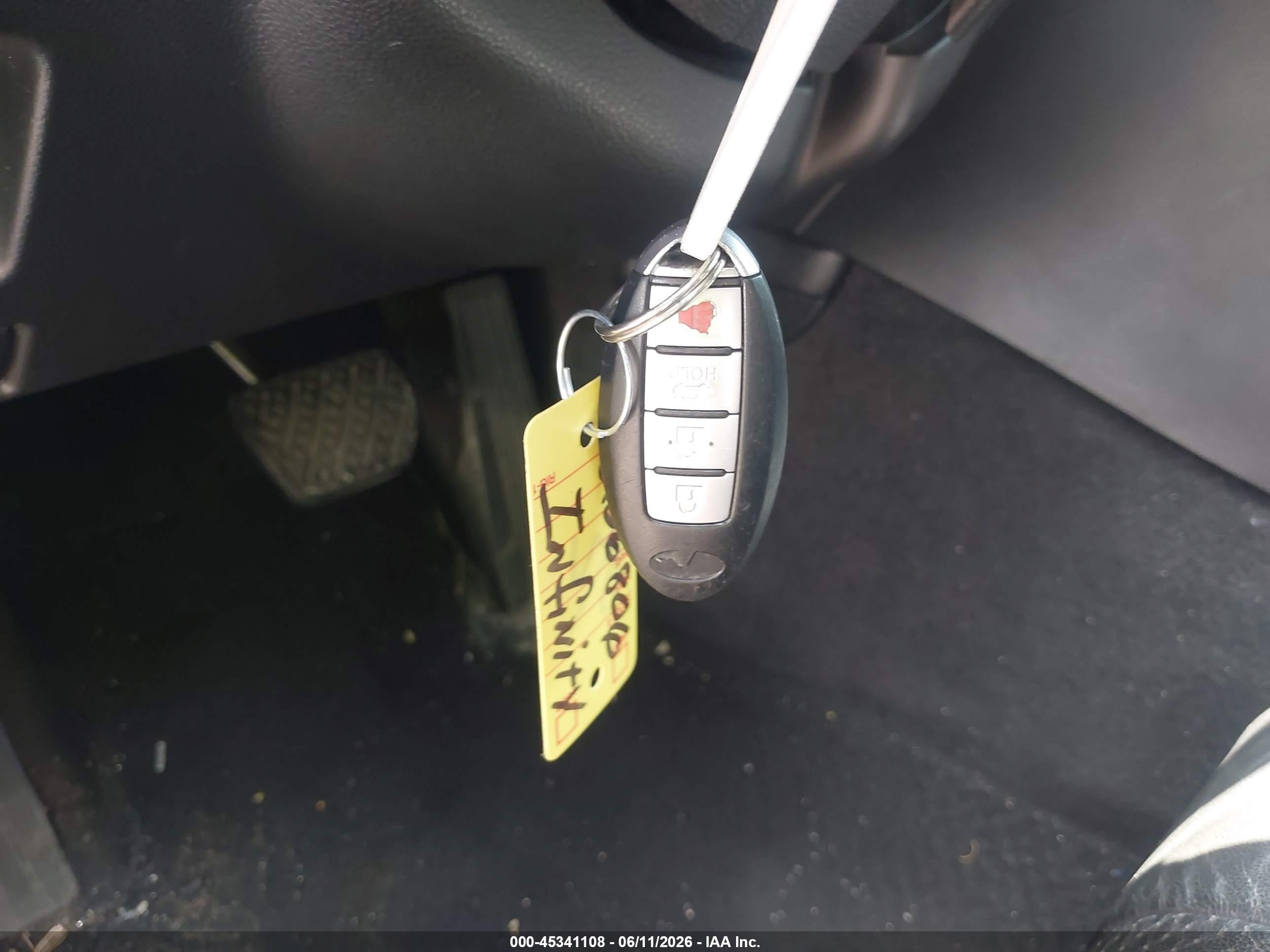 2011 Infiniti G25x   Silver vin: JN1DV6AR3BM450775