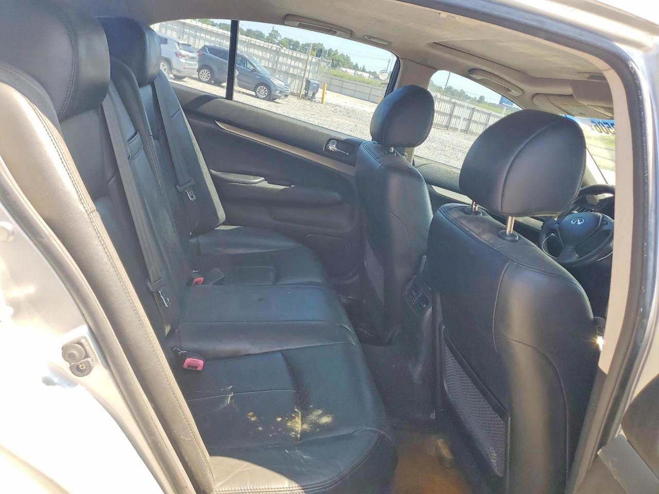 2011 Infiniti G25 Sedan X Silver vin: JN1DV6AR3BM653648