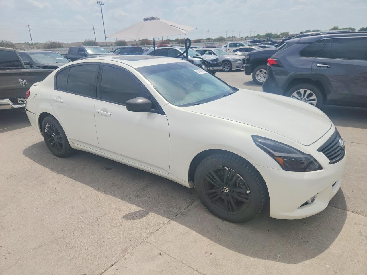 2012 Infiniti G25 Sedan X Белый vin: JN1DV6AR5CM731137