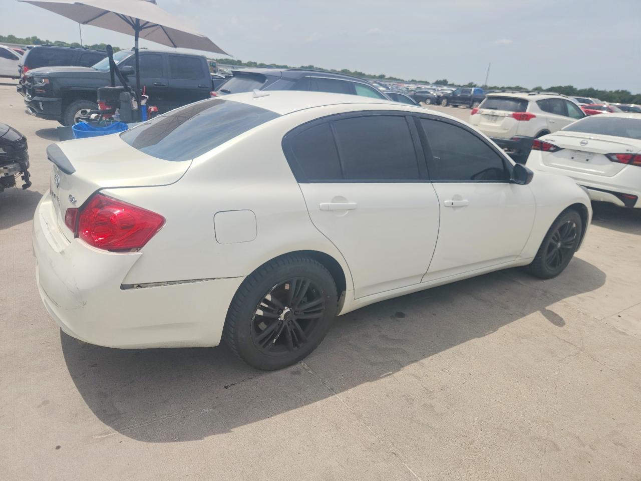 2012 Infiniti G25 Sedan X Белый vin: JN1DV6AR5CM731137