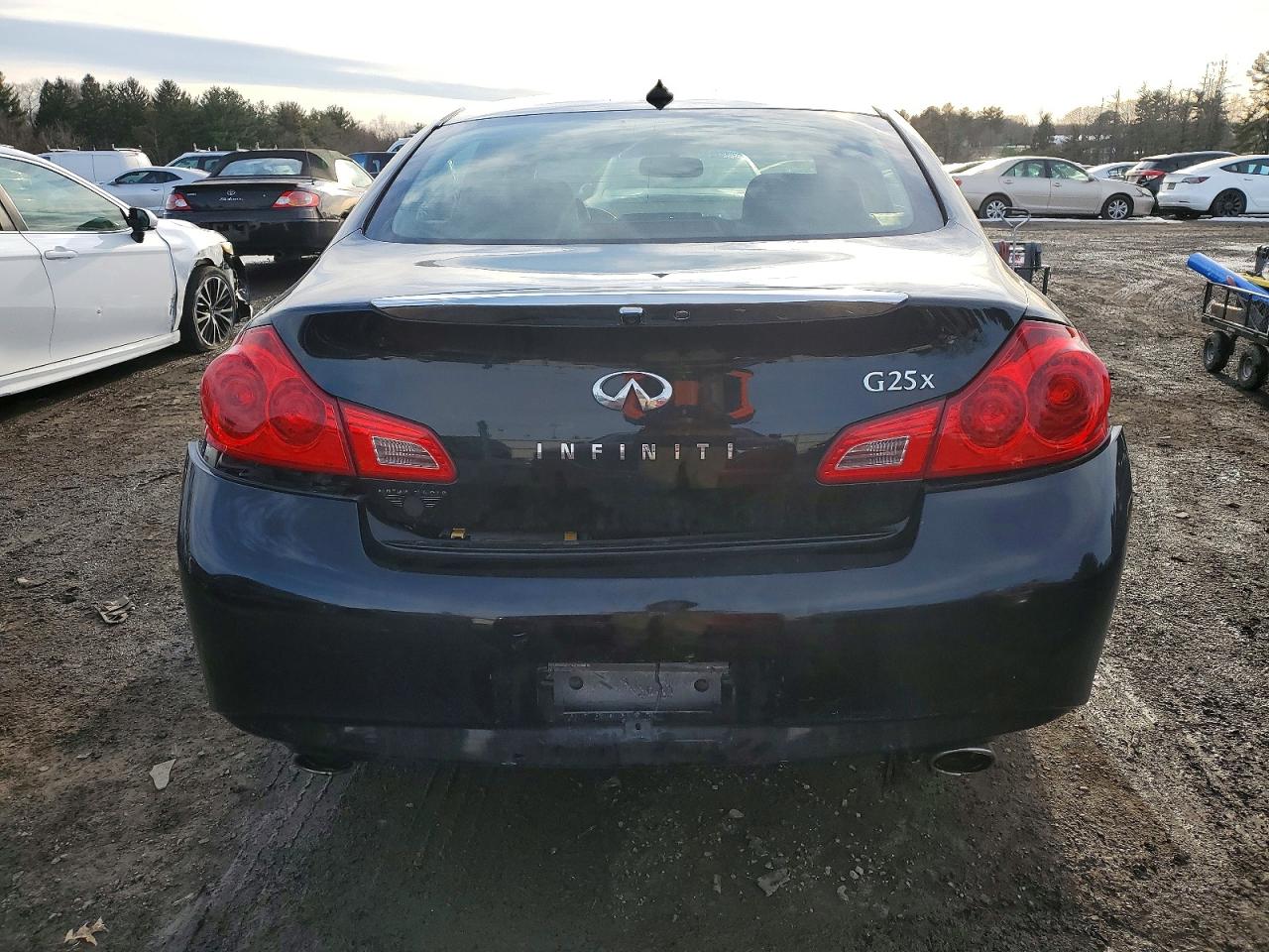 2012 Infiniti G25 Black vin: JN1DV6AR5CM860950