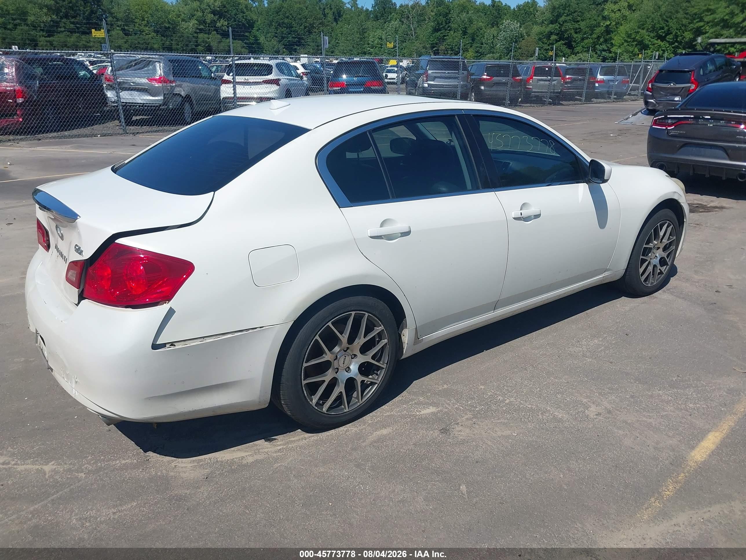 2011 Infiniti G25x   White vin: JN1DV6AR6BM651716