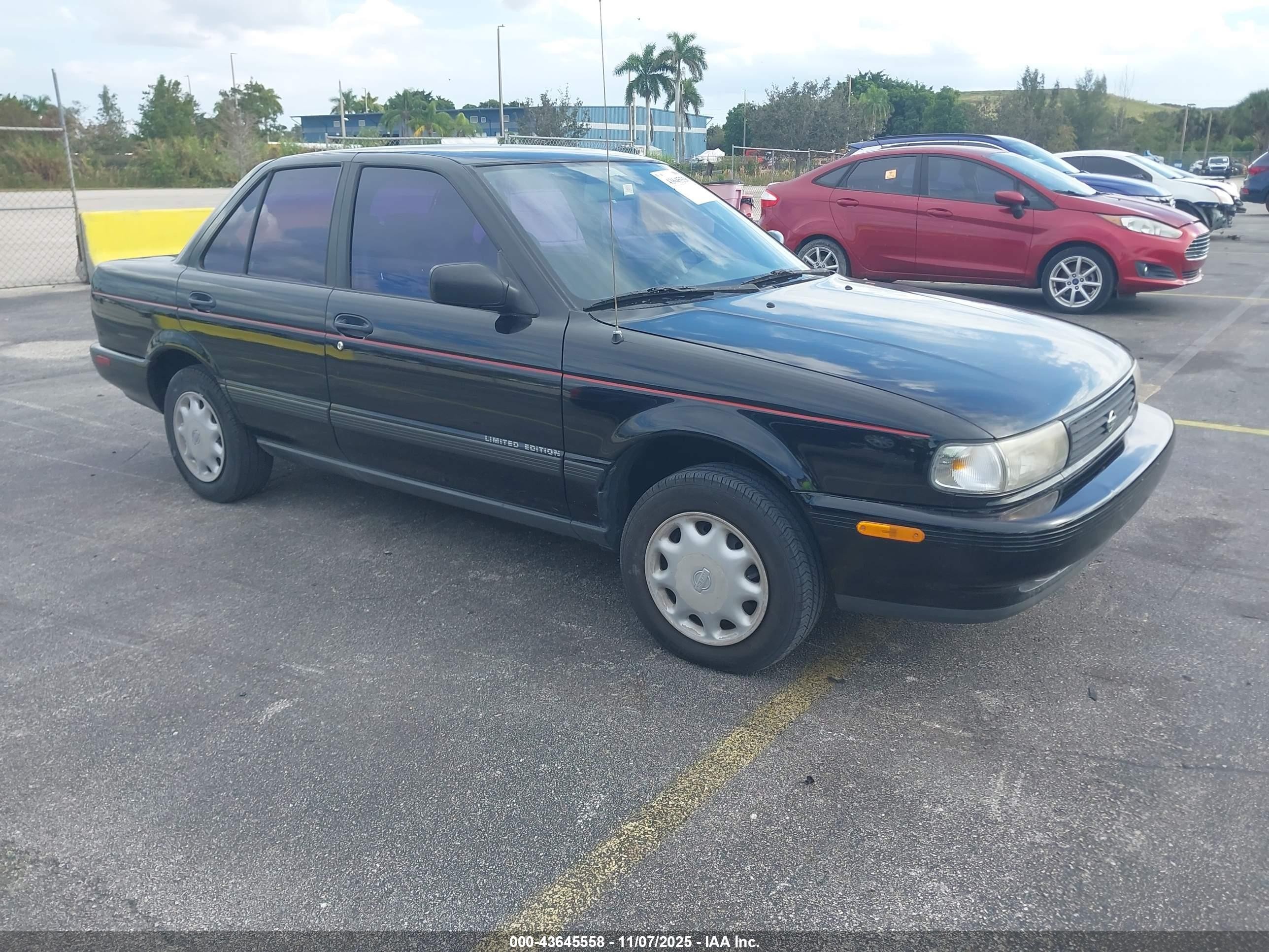 1993 Nissan Sentra E/xe/gxe Black vin: JN1EB31F2PU512840