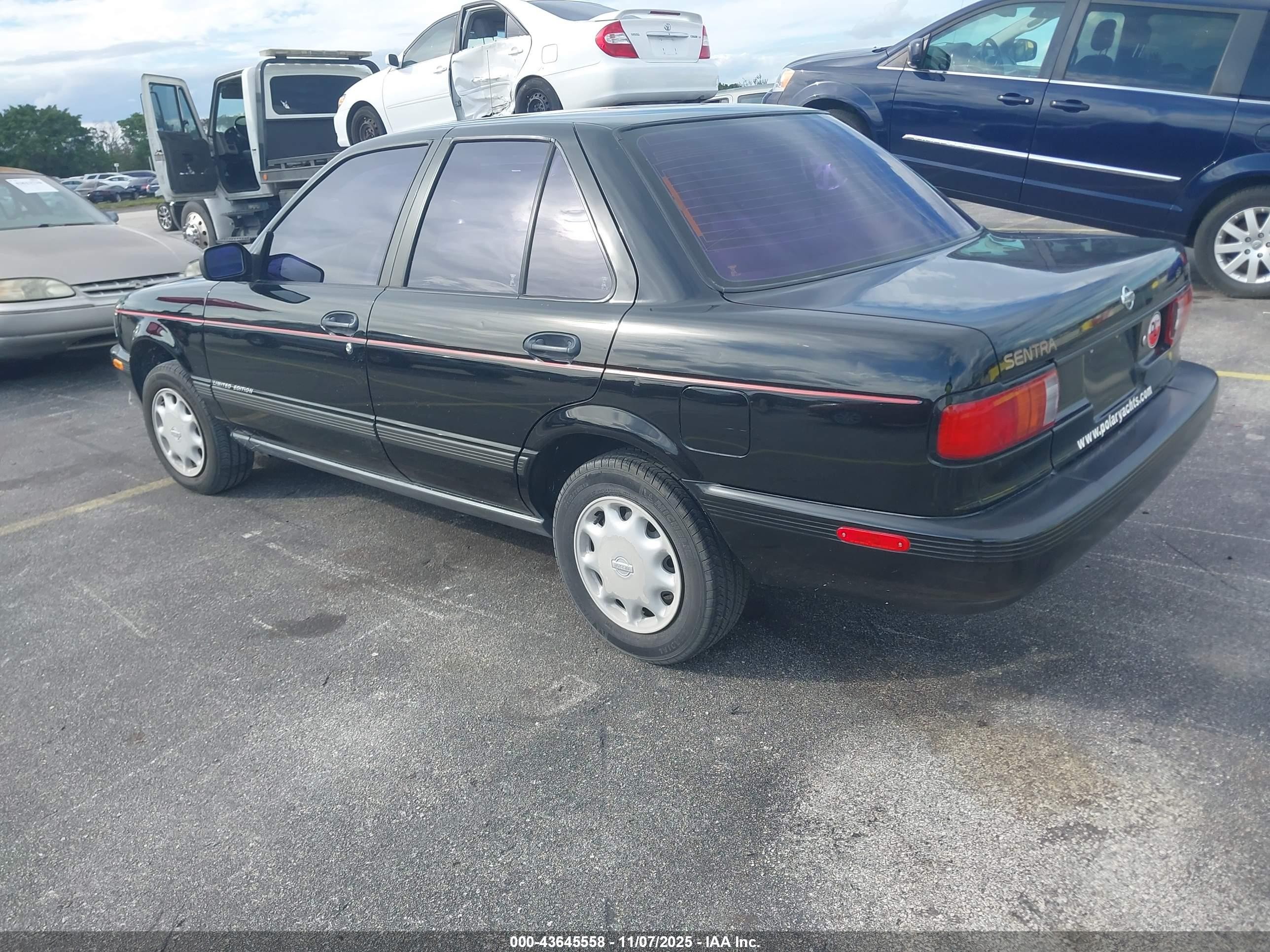 1993 Nissan Sentra E/xe/gxe Black vin: JN1EB31F2PU512840