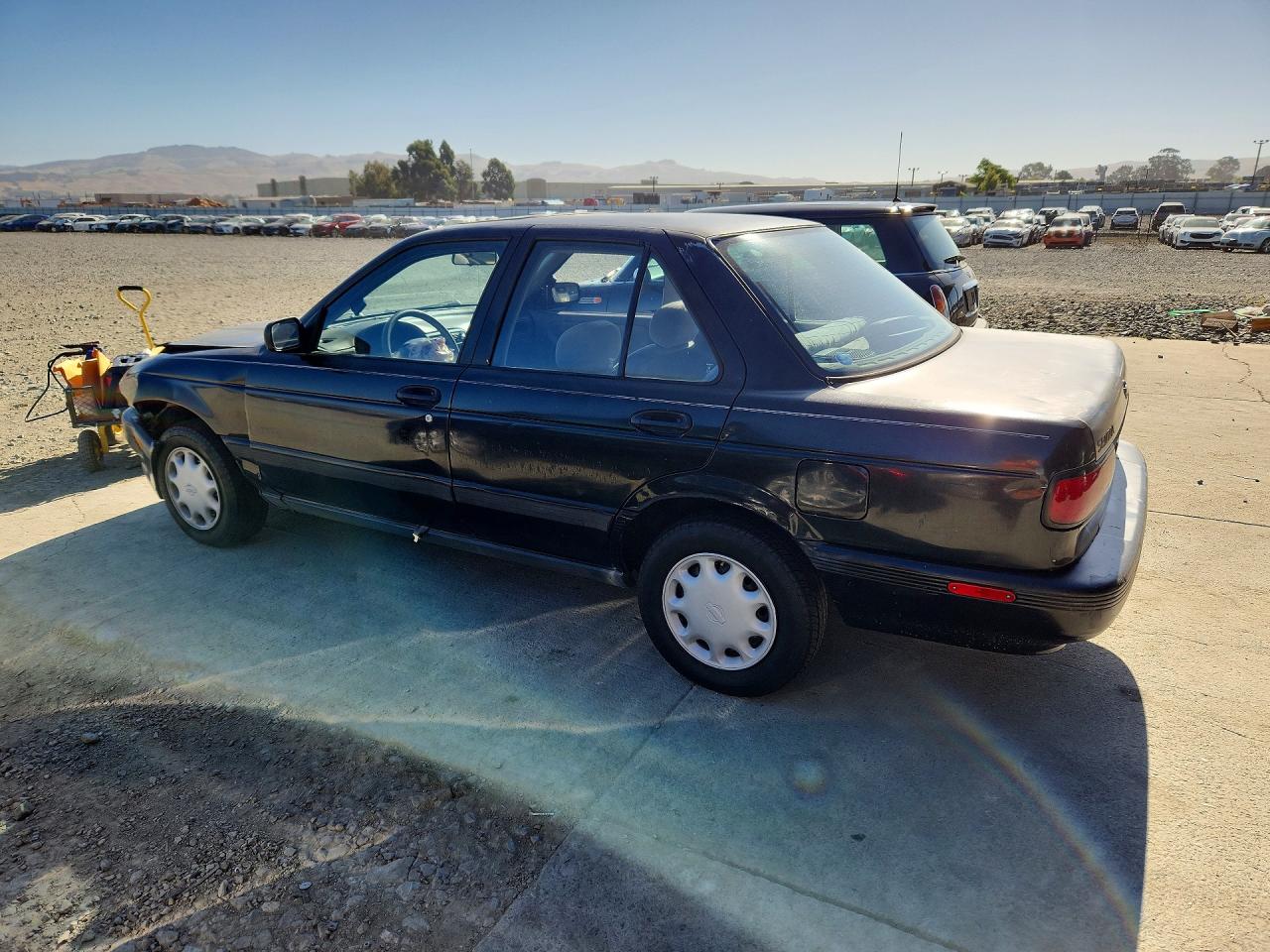 1993 Nissan Sentra E Черный vin: JN1EB31F9PU502614