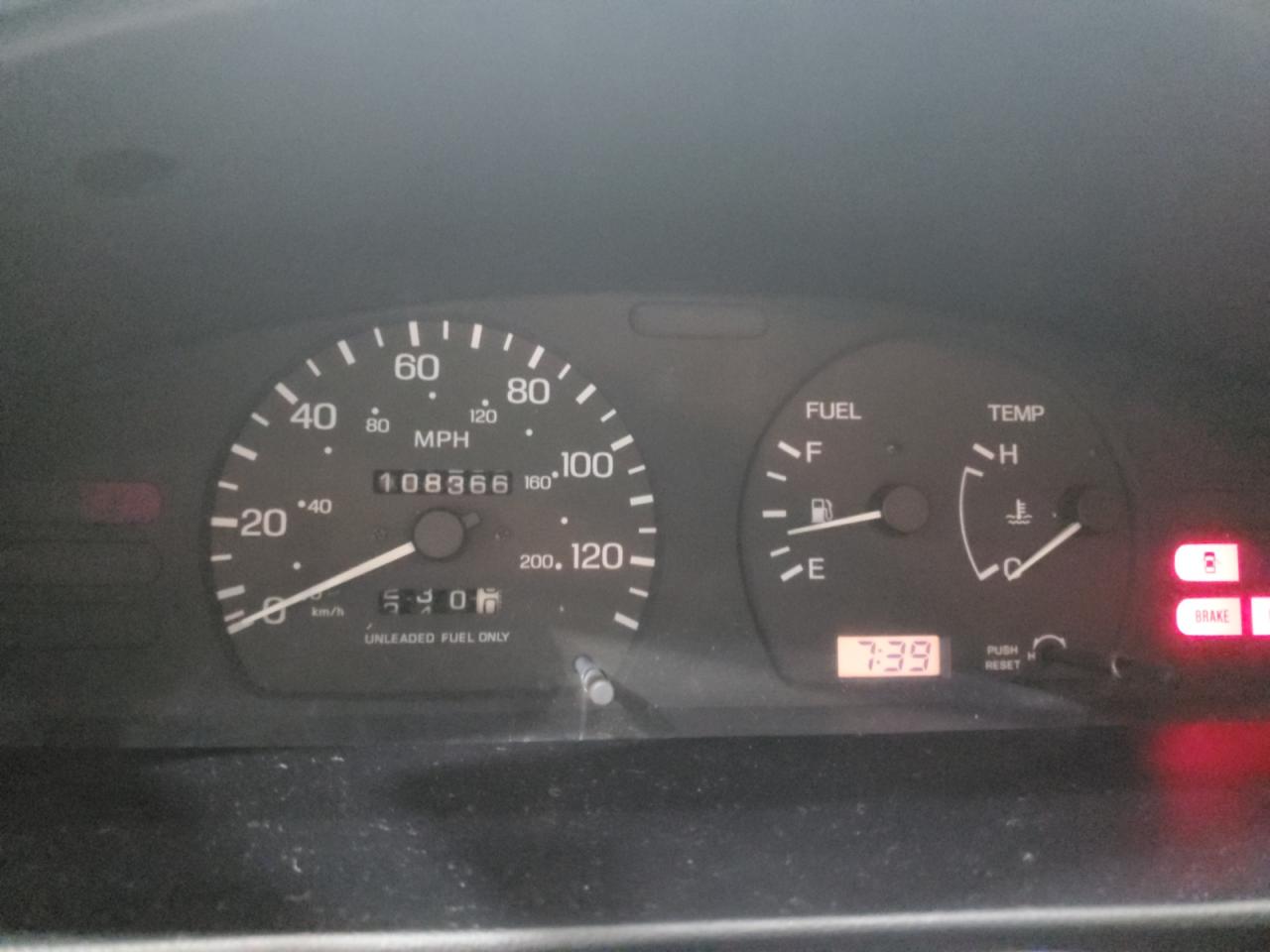 1993 Nissan Sentra E Красный vin: JN1EB31P3PU235933