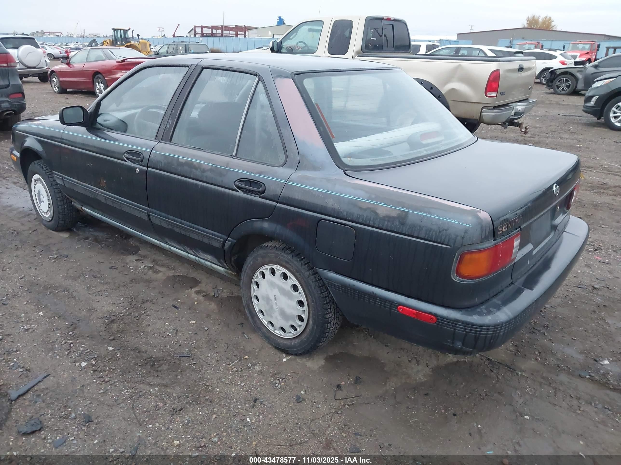 1992 Nissan Sentra   Blue vin: JN1EB31P4NU145218