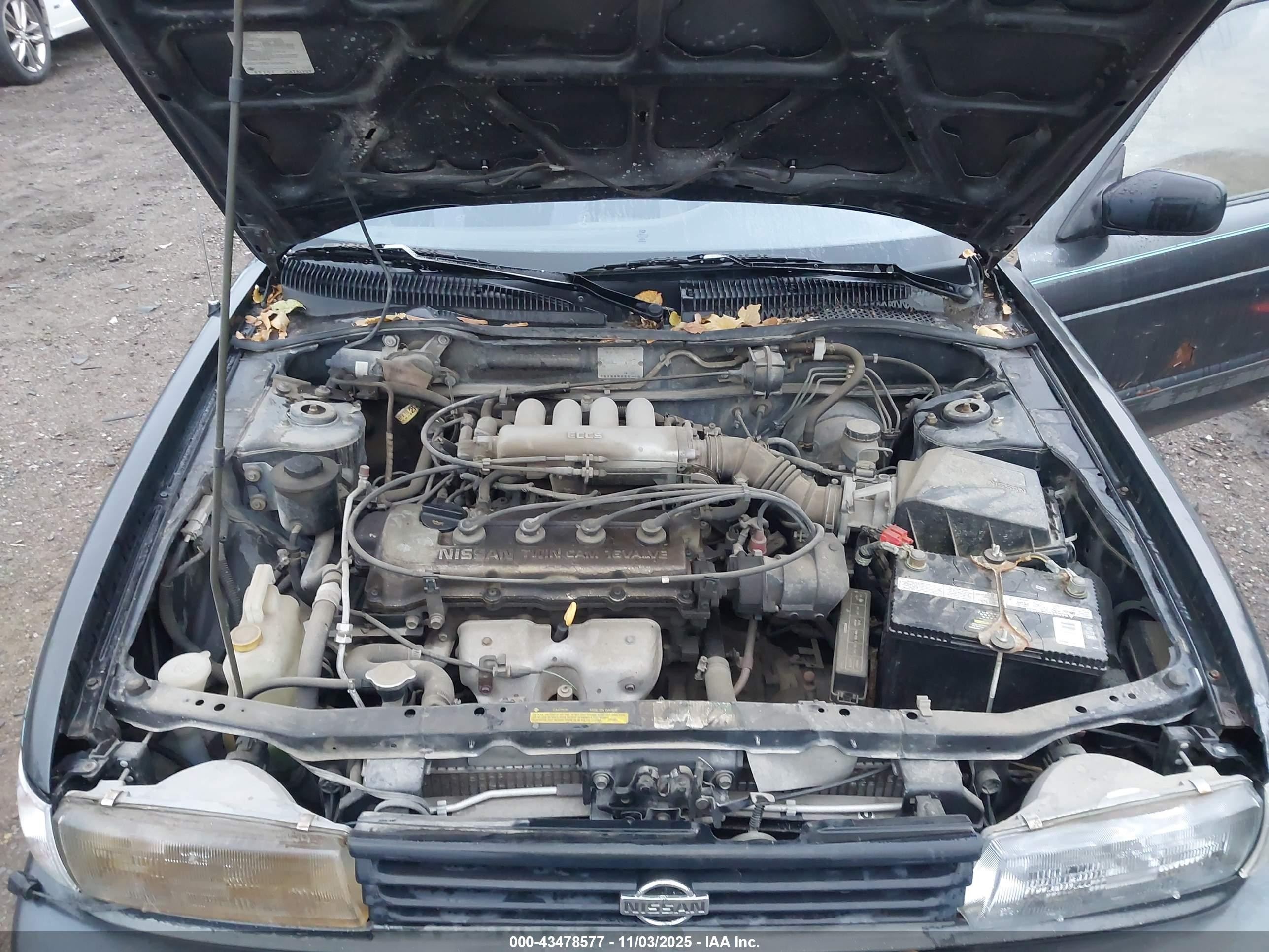 1992 Nissan Sentra   Blue vin: JN1EB31P4NU145218
