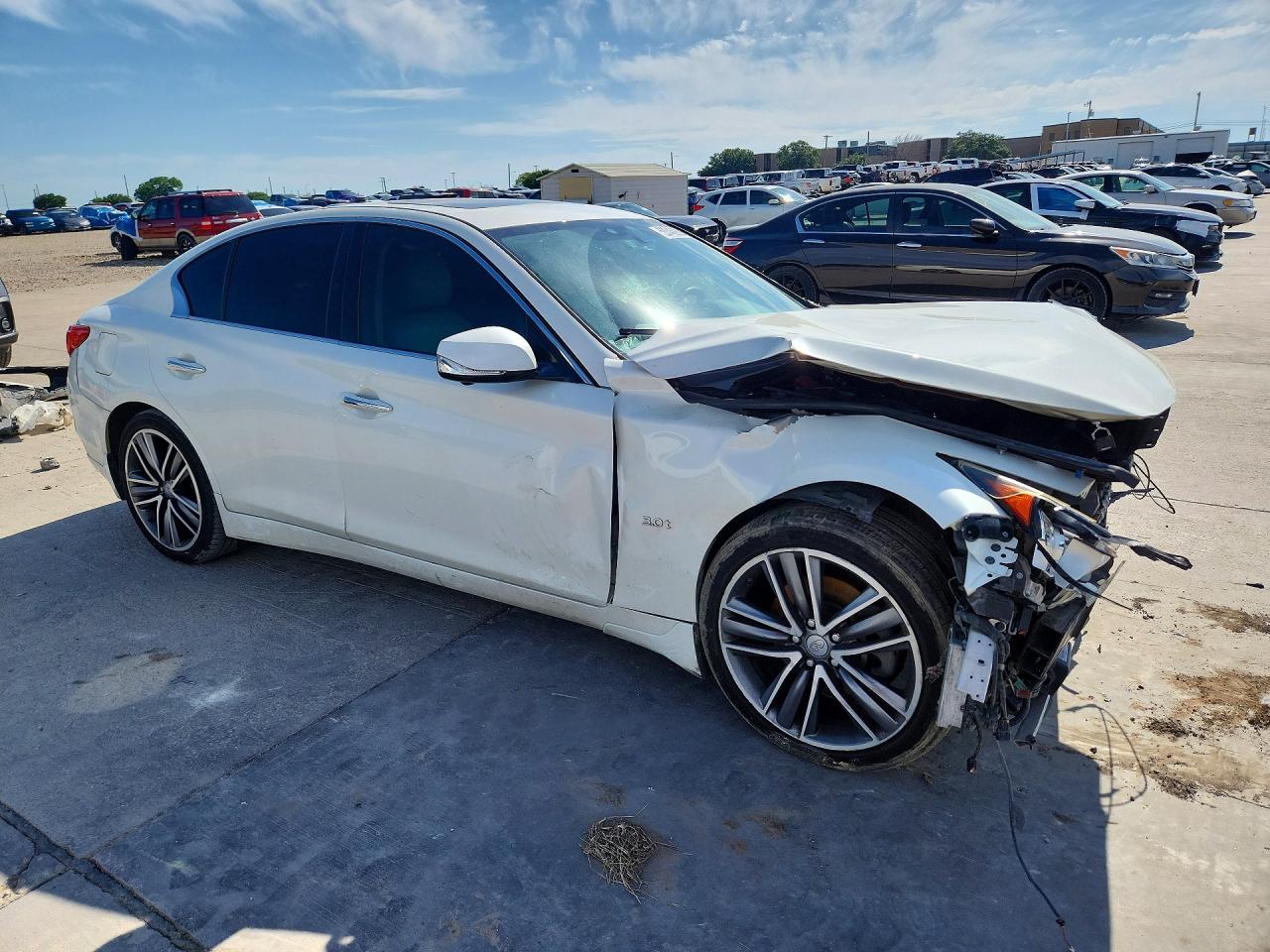 2017 Infiniti Q50 3.0t Premium White vin: JN1EV7AP0HM733412