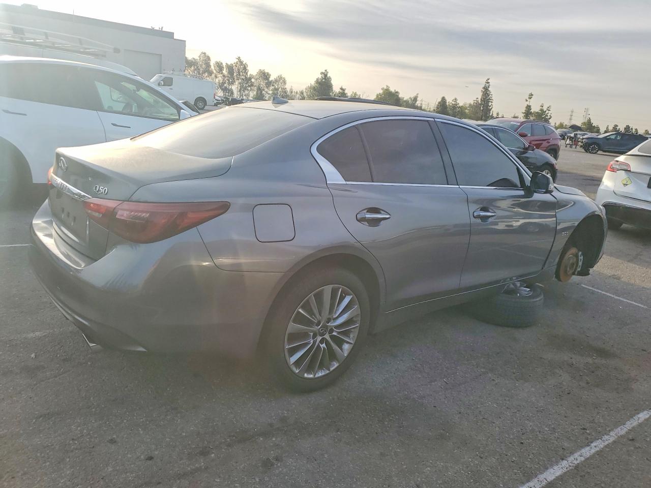 2020 Infiniti Q50 3.0t Luxe Charcoal vin: JN1EV7AP0LM206561