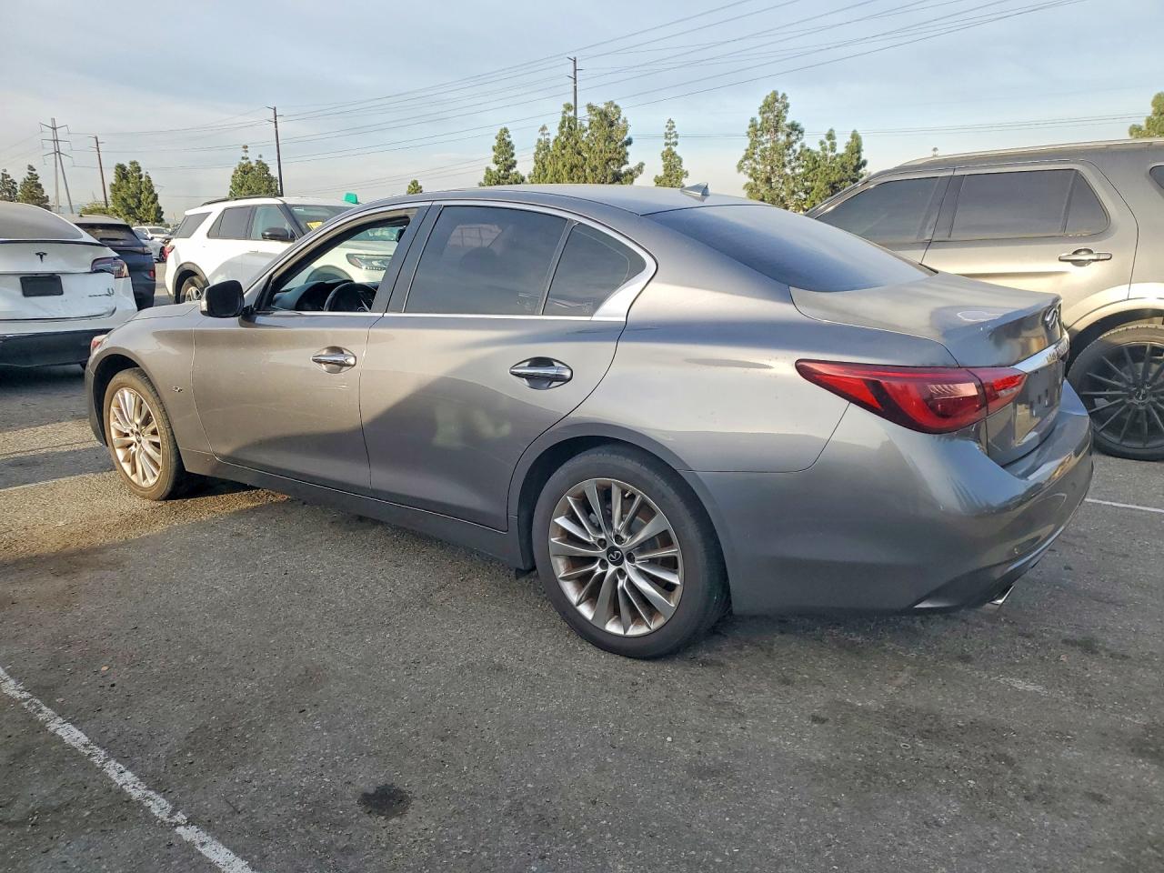 2020 Infiniti Q50 3.0t Luxe Charcoal vin: JN1EV7AP0LM206561