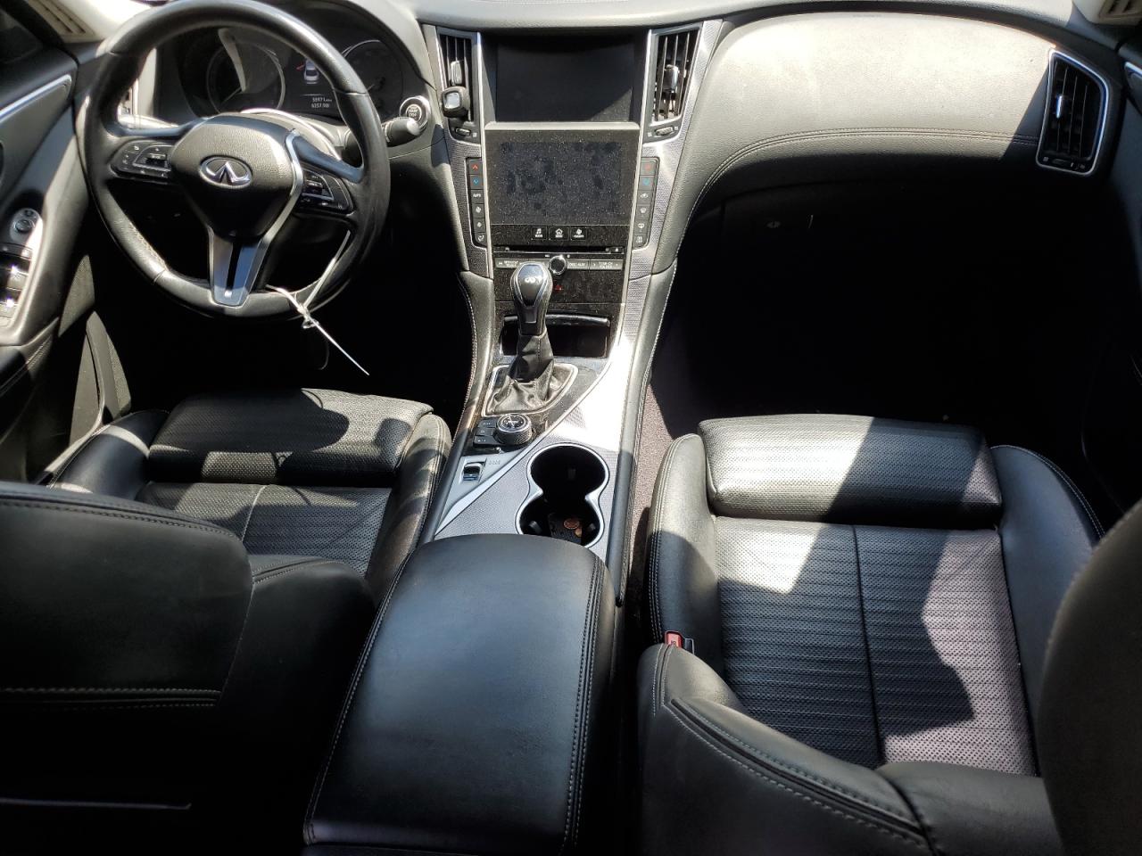 2018 Infiniti Q50 Luxe Black vin: JN1EV7AP1JM354702