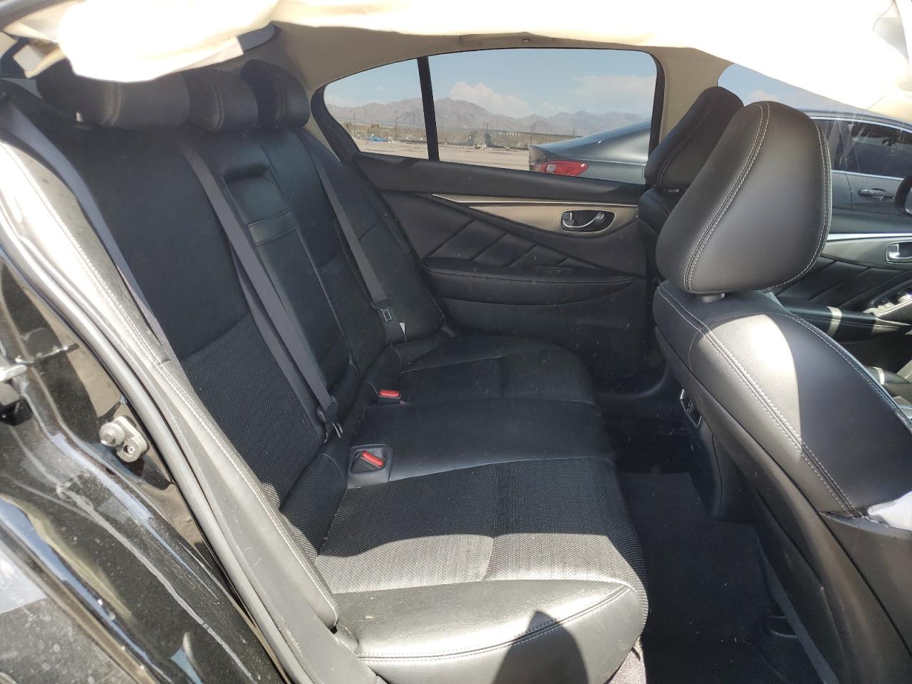 2018 Infiniti Q50 Luxe Black vin: JN1EV7AP1JM354702