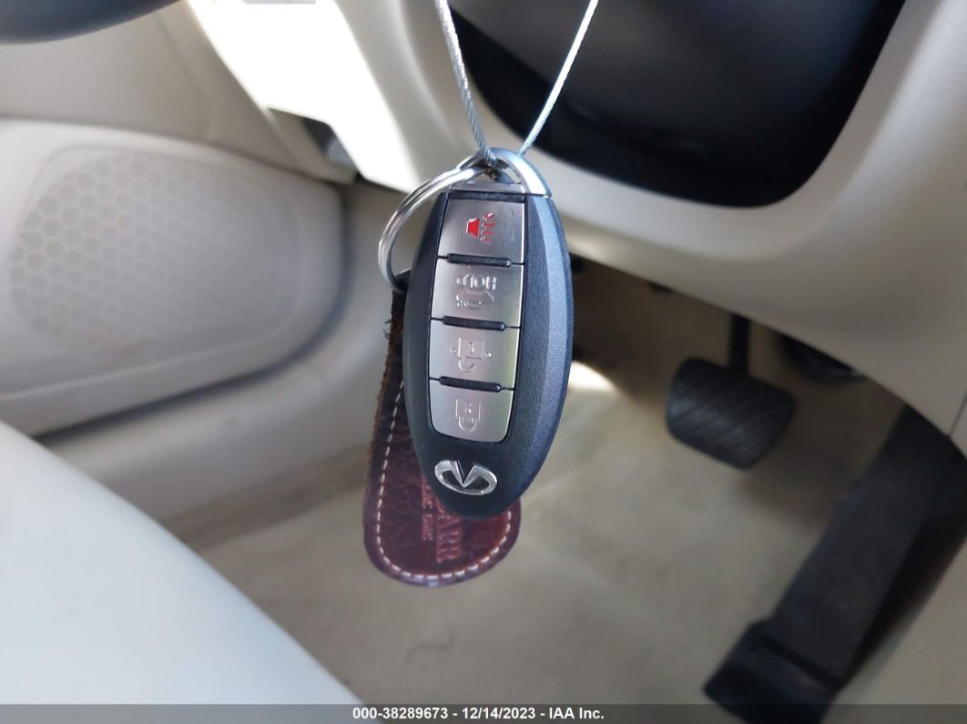 2018 Infiniti Q50 3.0t Luxe Черный vin: JN1EV7AP1JM361293