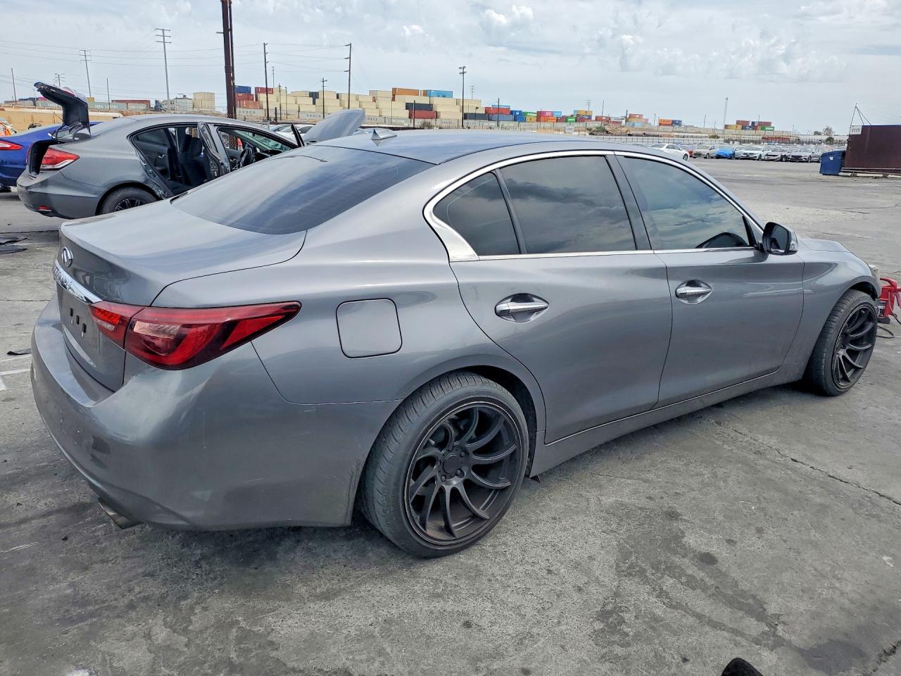 2019 Infiniti Q50 3.0t Luxe Gray vin: JN1EV7AP1KM519729