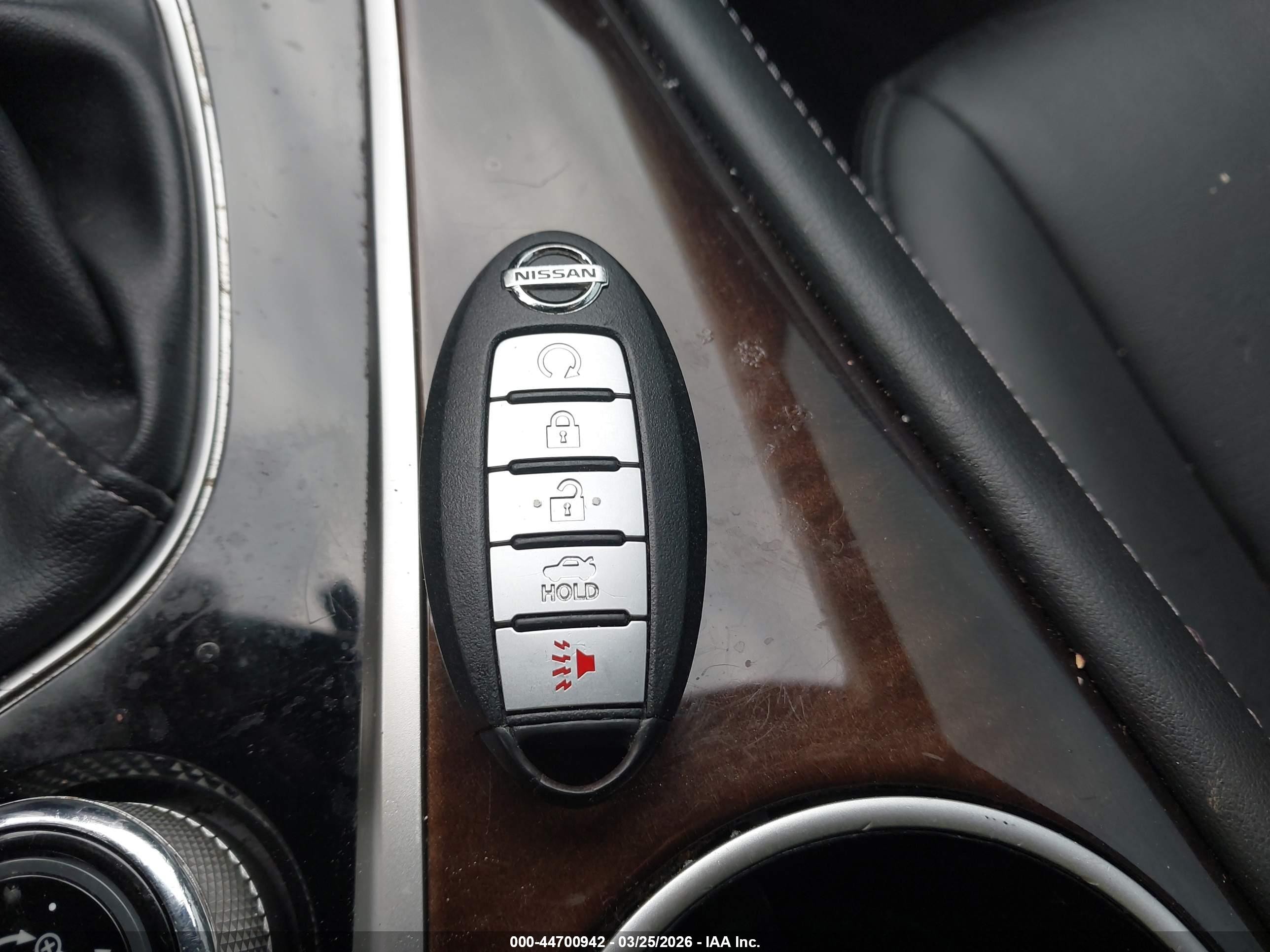 2018 Infiniti Q50 3.0t Luxe Silver vin: JN1EV7AP2JM353249