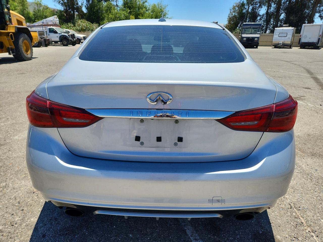 2018 Infiniti Q50 3.0t Sport Silver vin: JN1EV7AP2JM359973