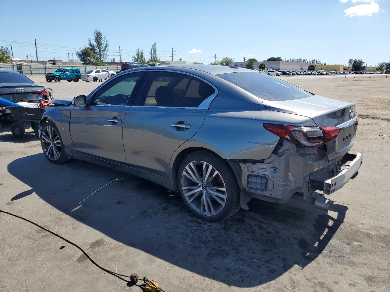 2018 Infiniti Q50 Luxe Gray vin: JN1EV7AP3JM354071