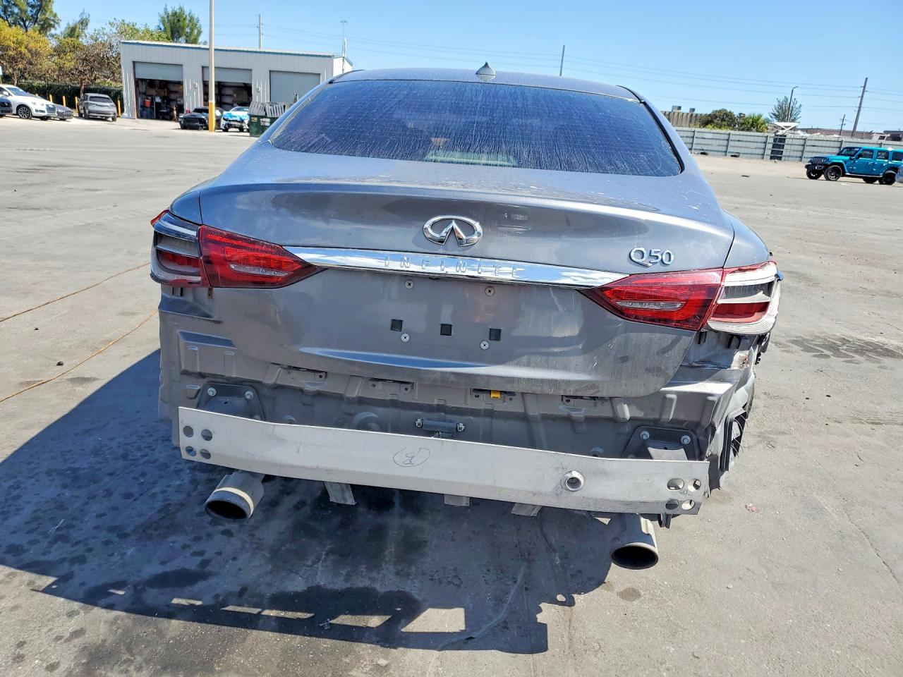 2018 Infiniti Q50 Luxe Gray vin: JN1EV7AP3JM354071