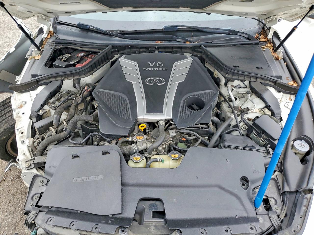 2018 Infiniti Q50 3.0t Luxe White vin: JN1EV7AP3JM590767