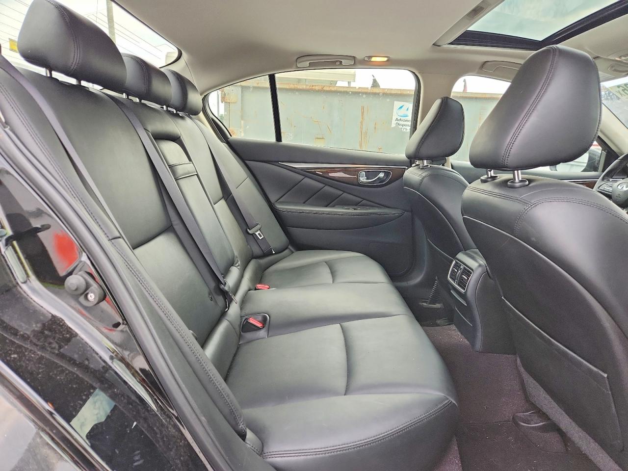 2018 Infiniti Q50 3.0t Luxe Black vin: JN1EV7AP4JM354998