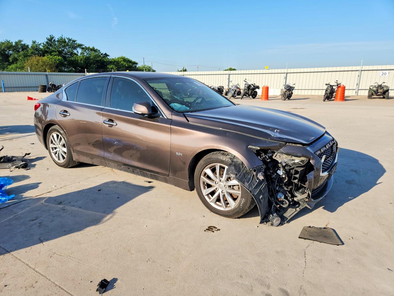 2016 Infiniti Q50 3.0t Premium Tan vin: JN1EV7AP5GM305575