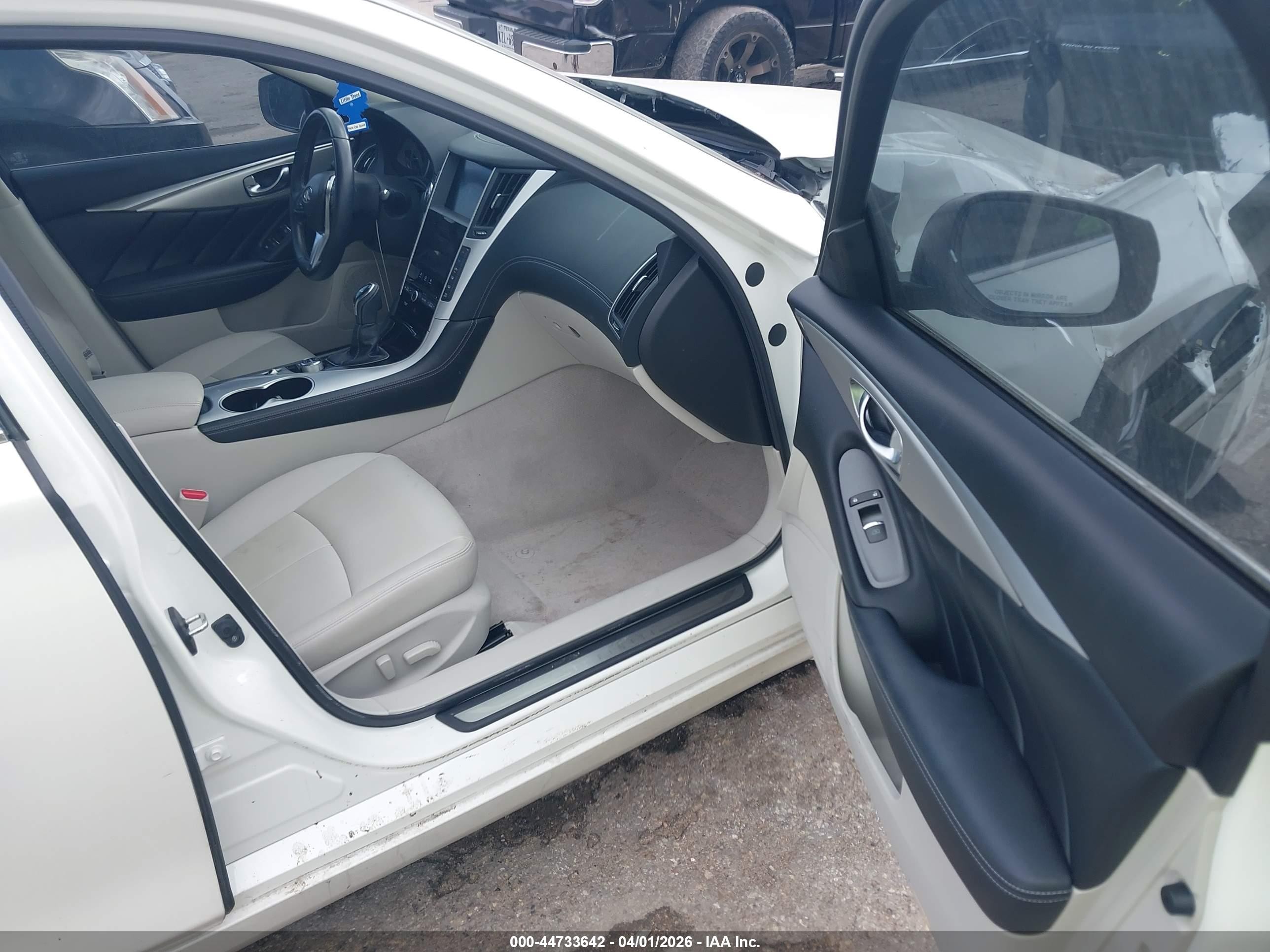 2020 Infiniti Q50 Luxe White vin: JN1EV7AP5LM206023