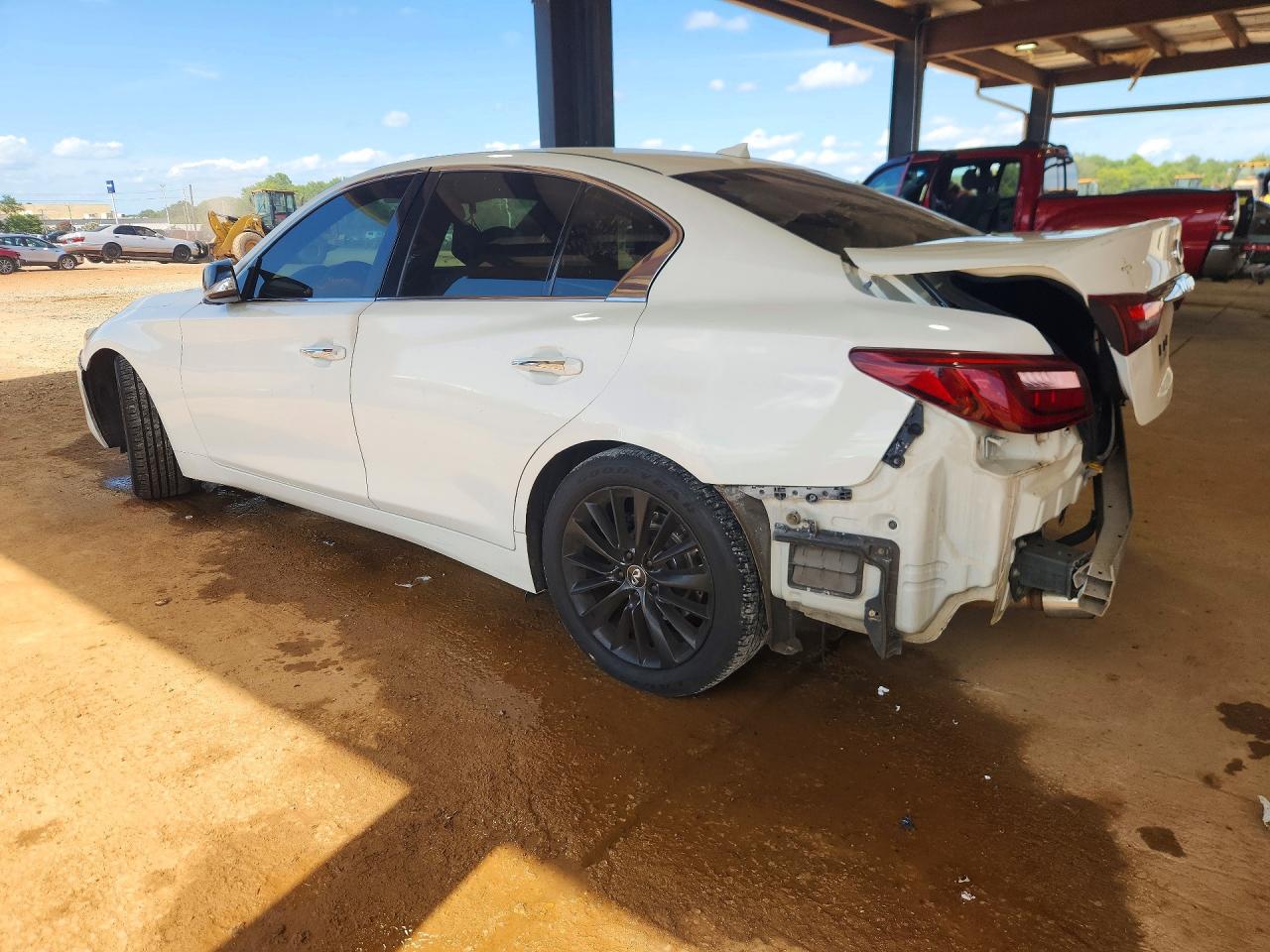 2018 Infiniti Q50 3.0t Luxe White vin: JN1EV7AP6JM359443