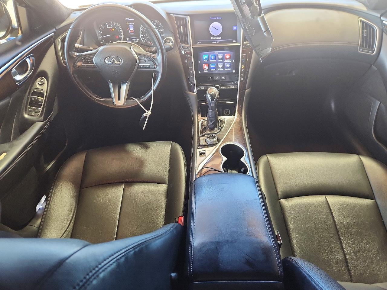 2018 Infiniti Q50 3.0t Luxe White vin: JN1EV7AP6JM359443