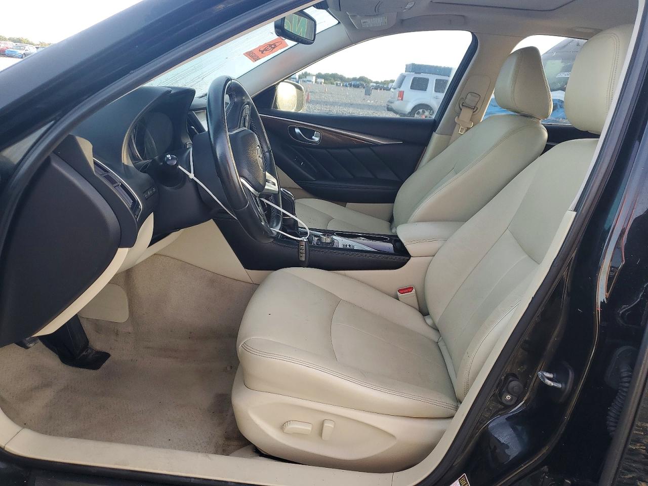 2018 Infiniti Q50 3.0t Luxe Black vin: JN1EV7AP6JM363119