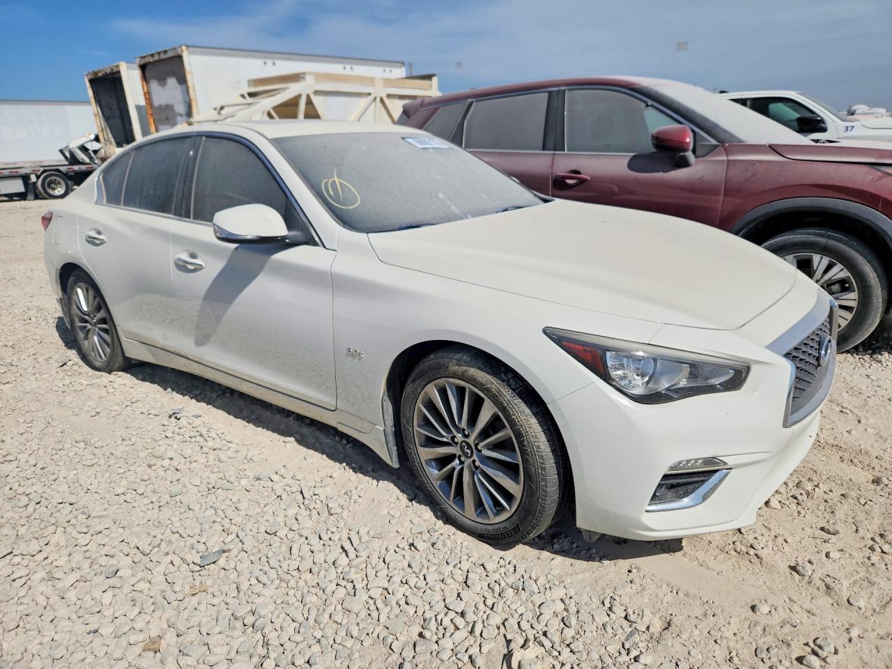 2018 Infiniti Q50 3.0t Luxe White vin: JN1EV7AP7JM350590