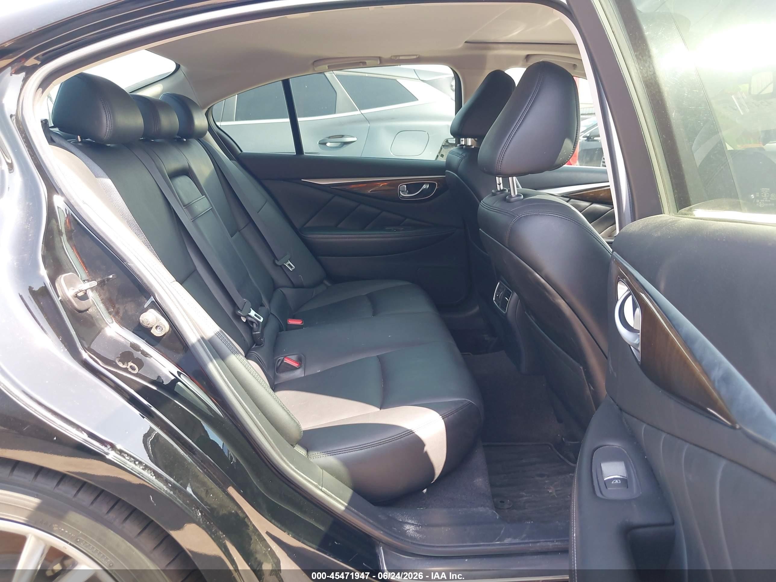 2019 Infiniti Q50 3.0t Luxe Black vin: JN1EV7AP7KM518343