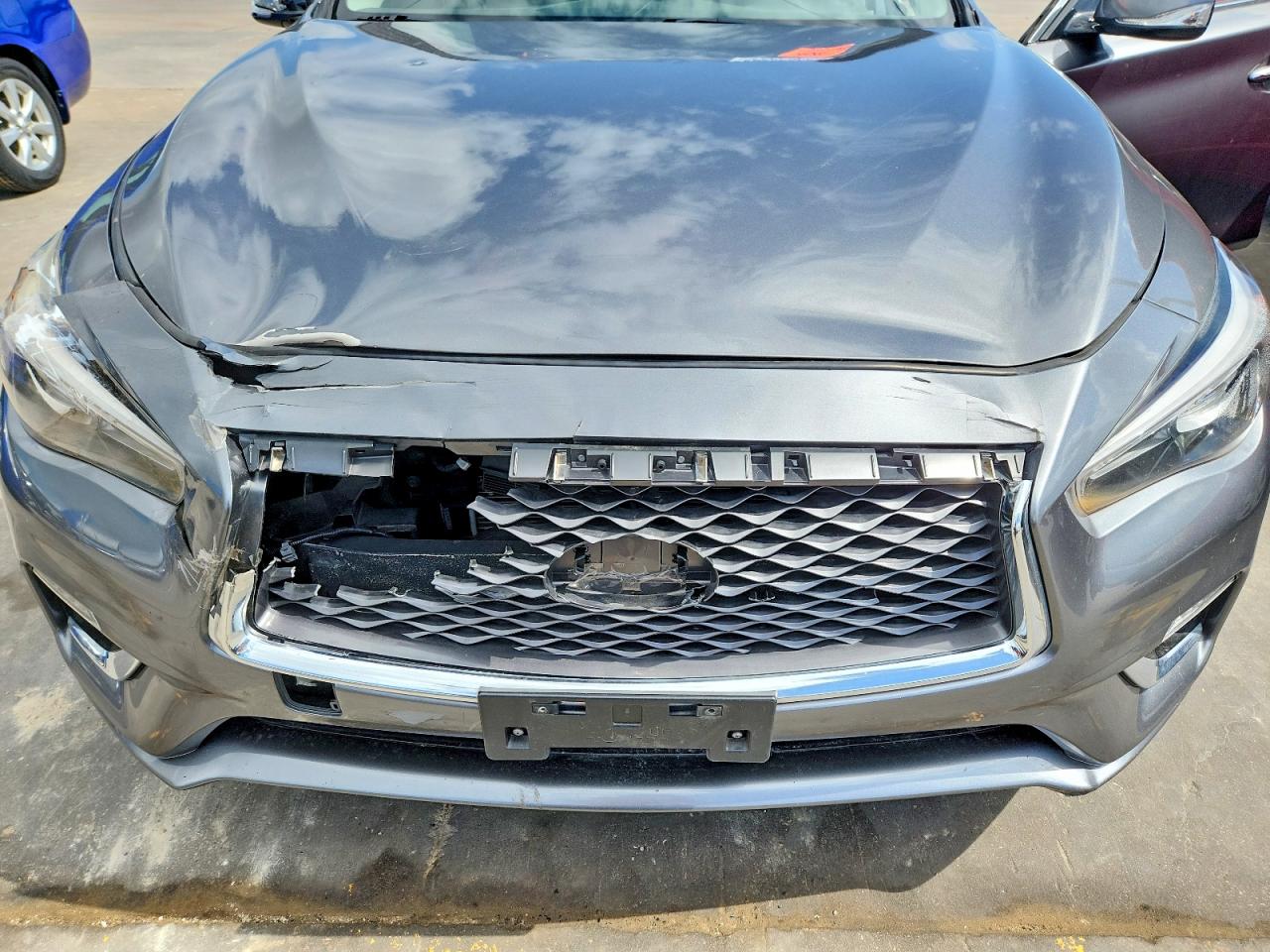2018 Infiniti Q50 3.0t Luxe Gray vin: JN1EV7AP8JM354910