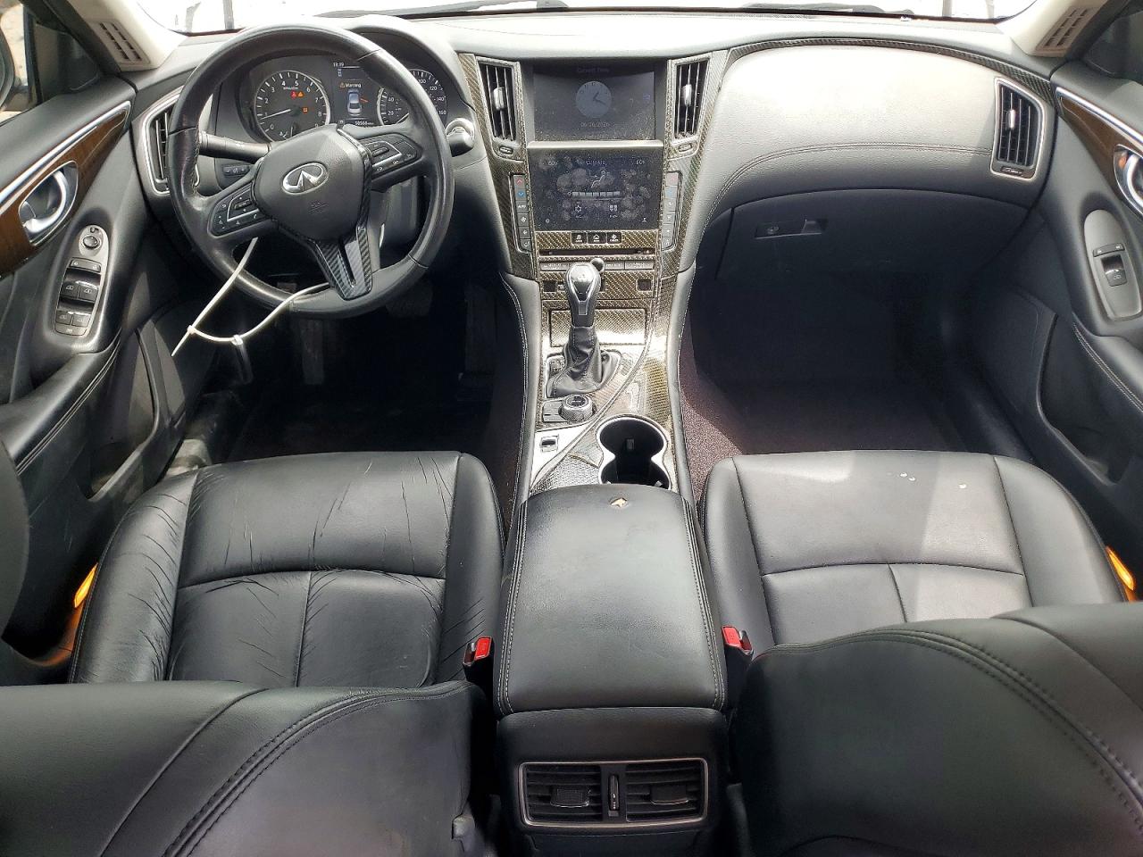 2019 Infiniti Q50 3.0t Luxe White vin: JN1EV7AP8KM510901