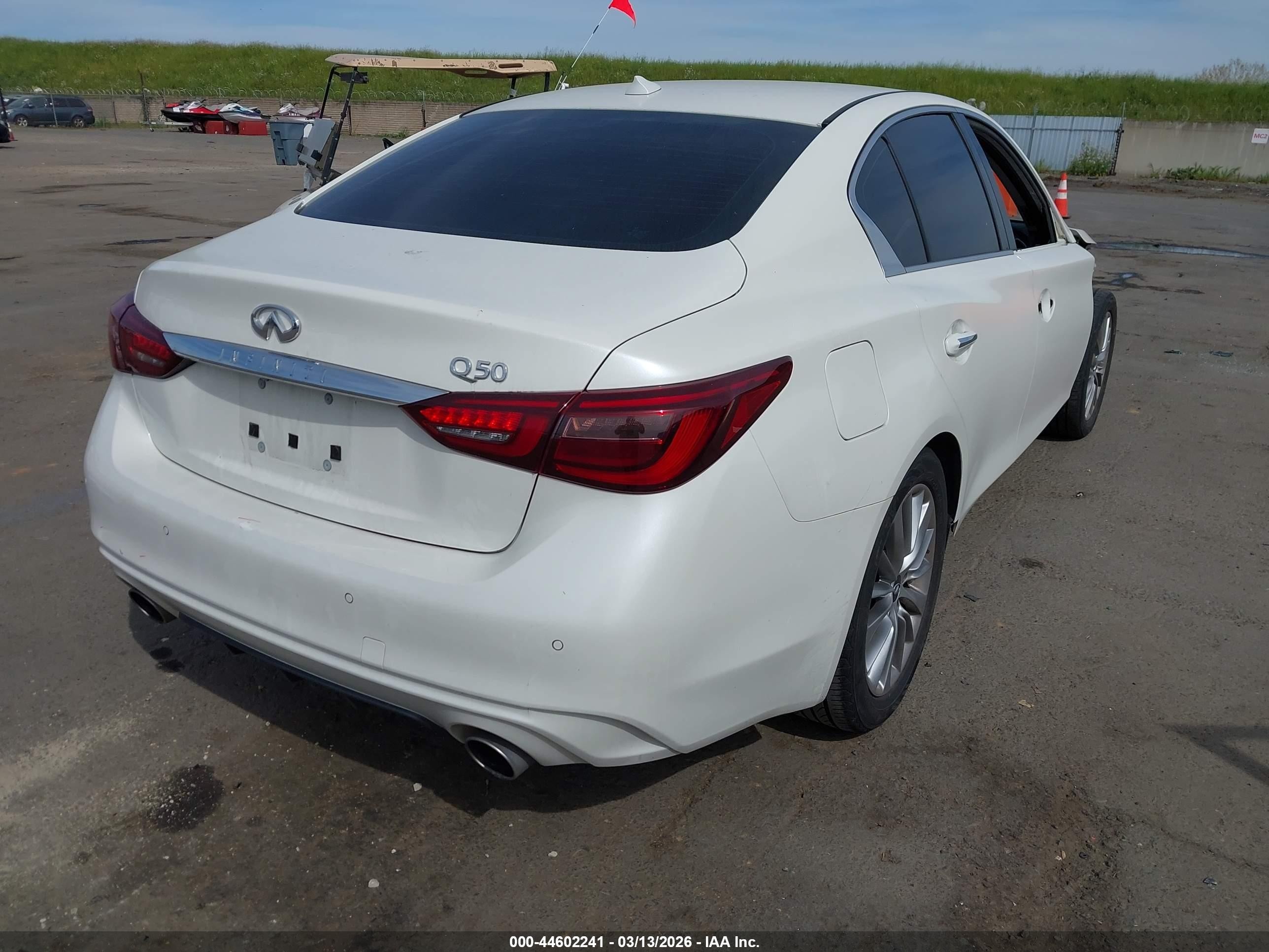 2020 Infiniti Q50 Luxe White vin: JN1EV7AP8LM203911