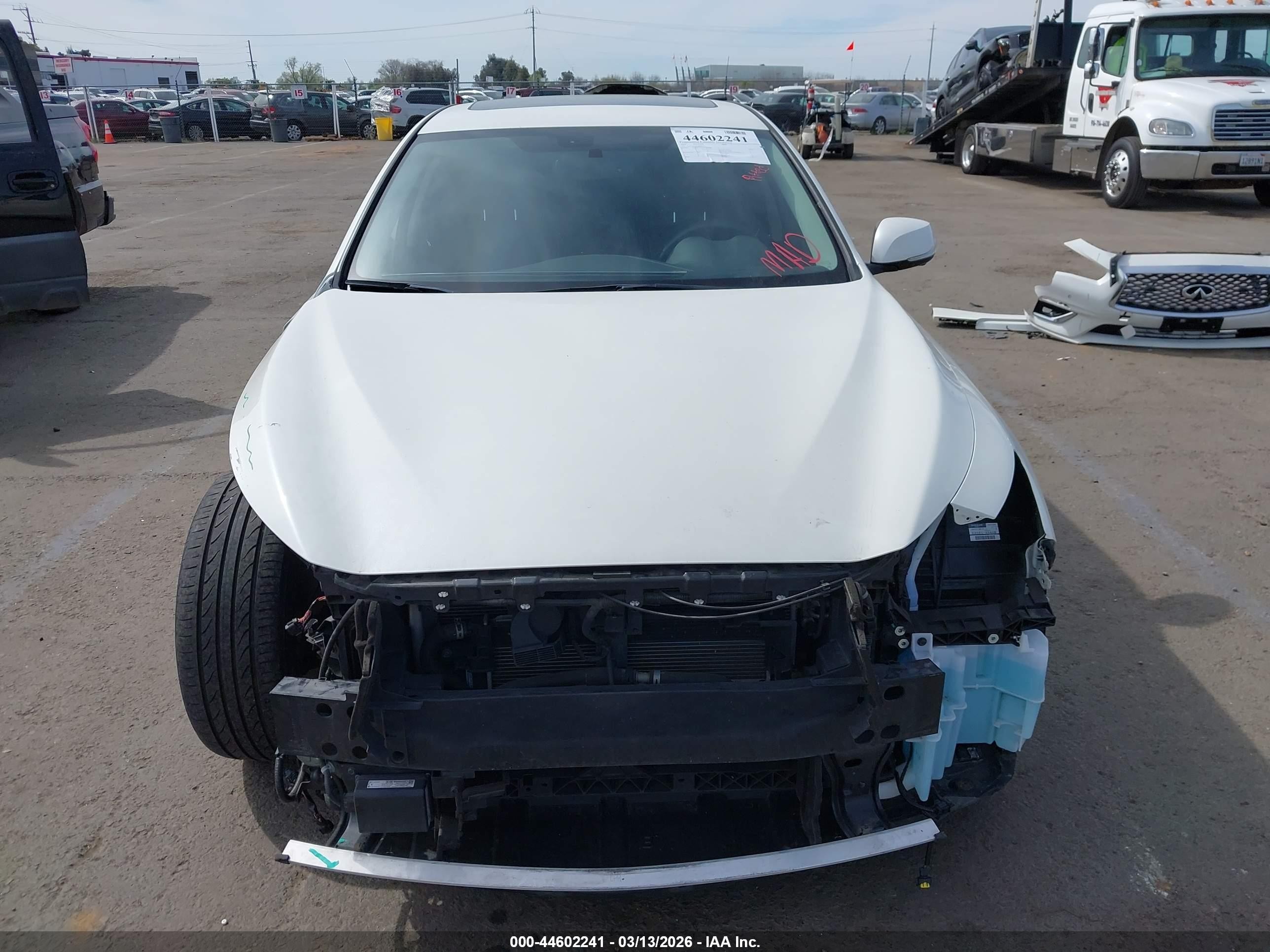 2020 Infiniti Q50 Luxe White vin: JN1EV7AP8LM203911