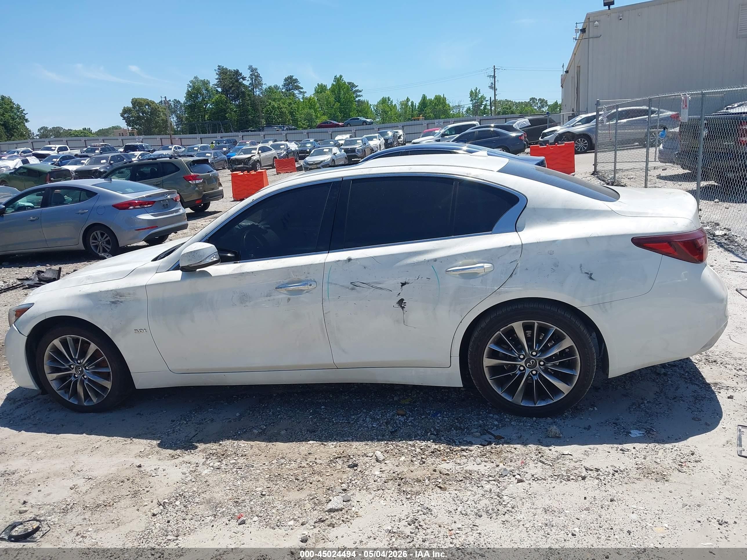 2020 Infiniti Q50 Luxe White vin: JN1EV7AP9LM207921