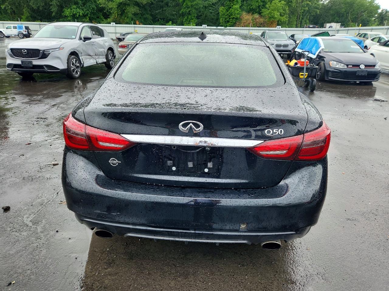 2018 Infiniti Q50 3.0t Luxe Black vin: JN1EV7APXJM361258